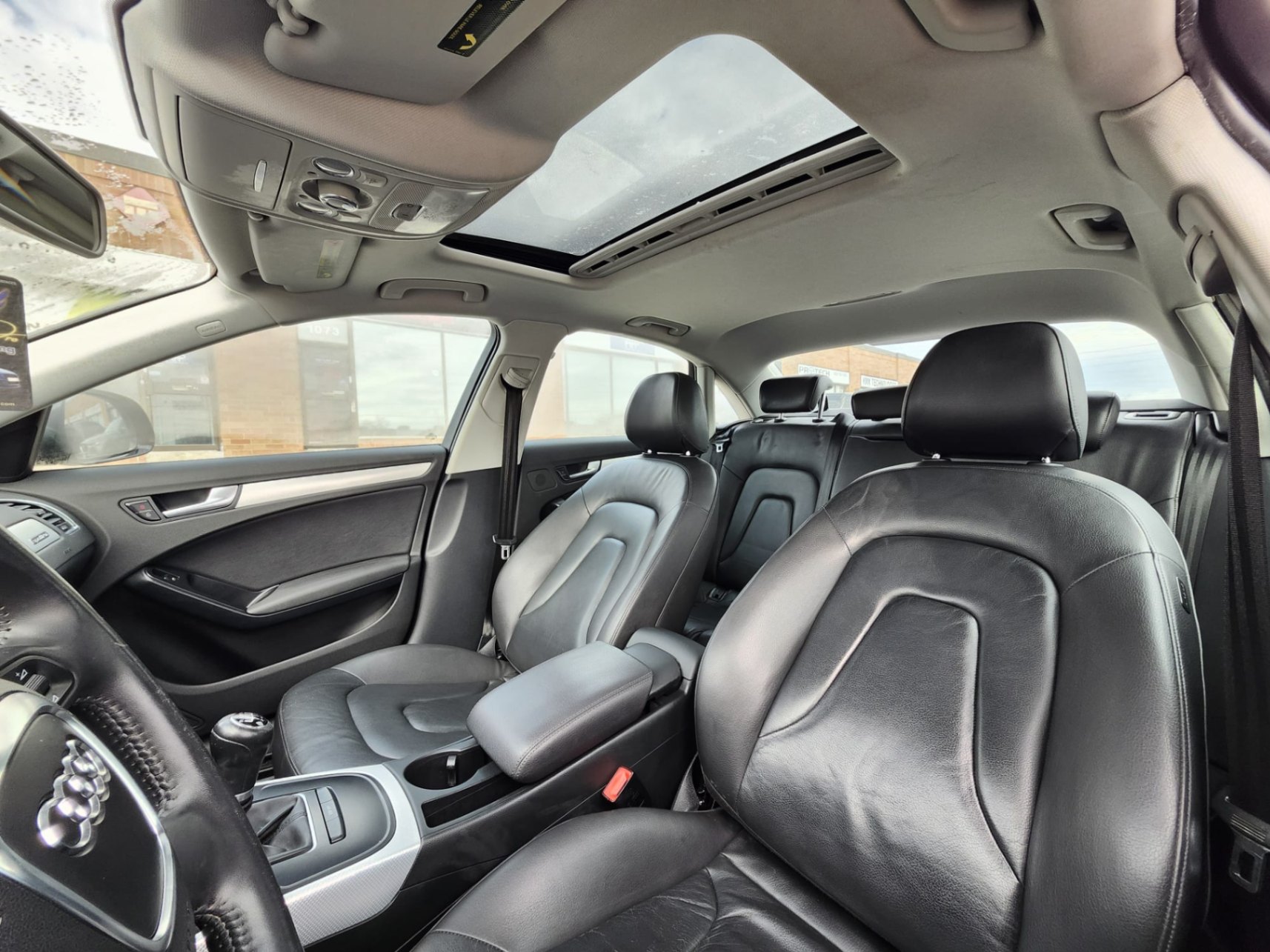 /rahmanmotors/2009-Audi-A4-008143790582408217.jpg