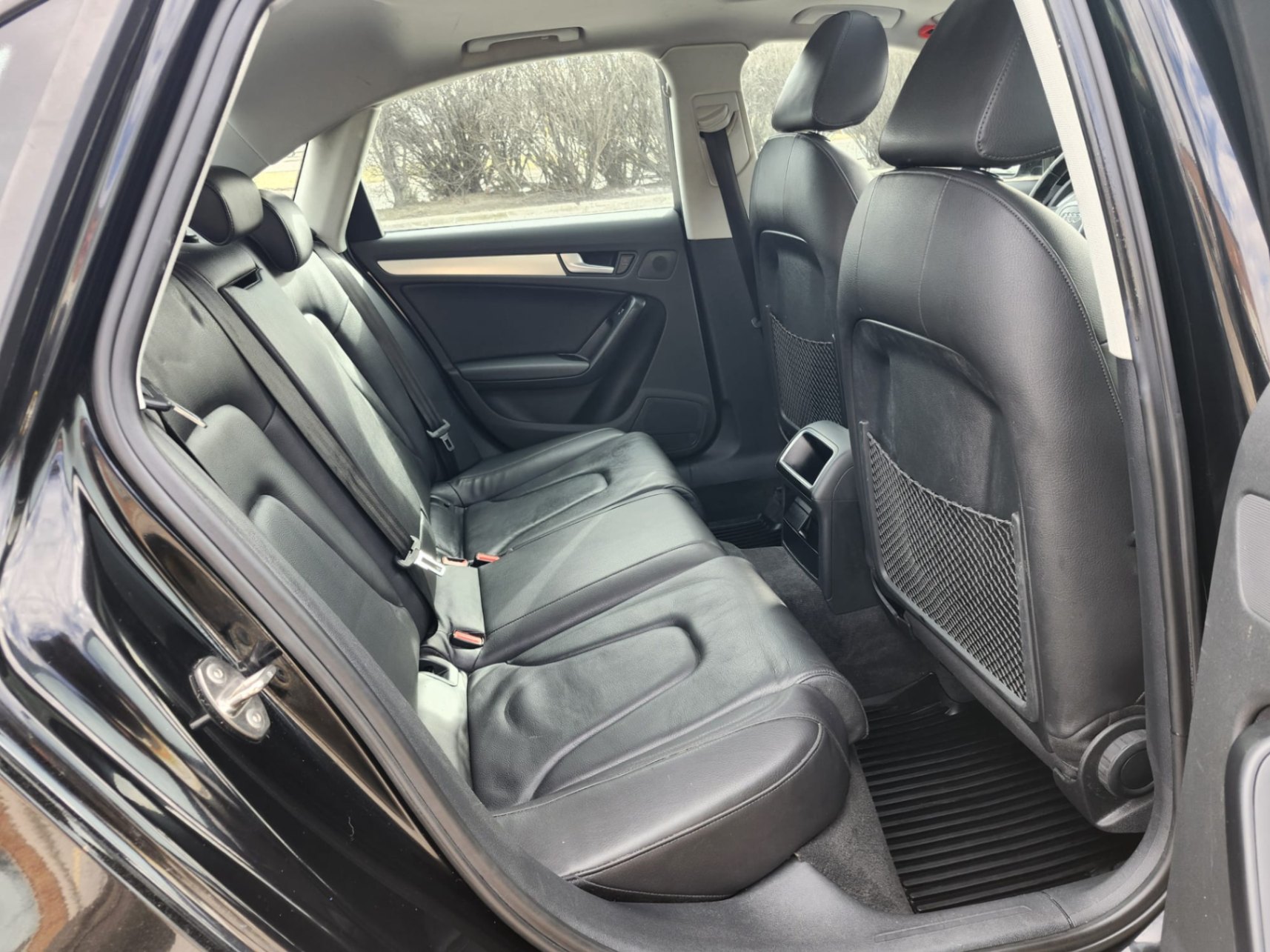 /rahmanmotors/2009-Audi-A4-9560169933246387.jpg