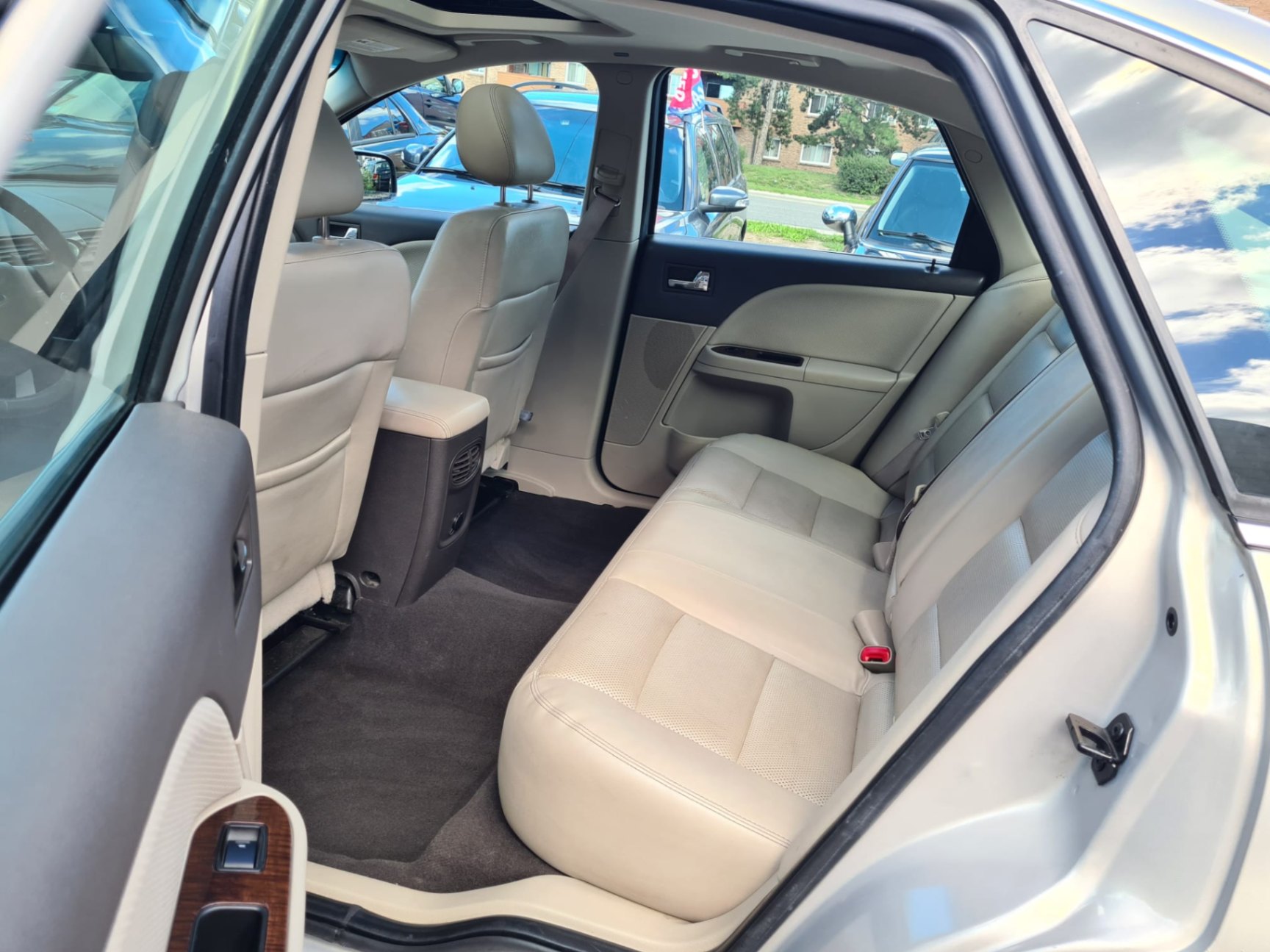 /rahmanmotors/2009-Ford-Taurus-26601644949419967.jpg