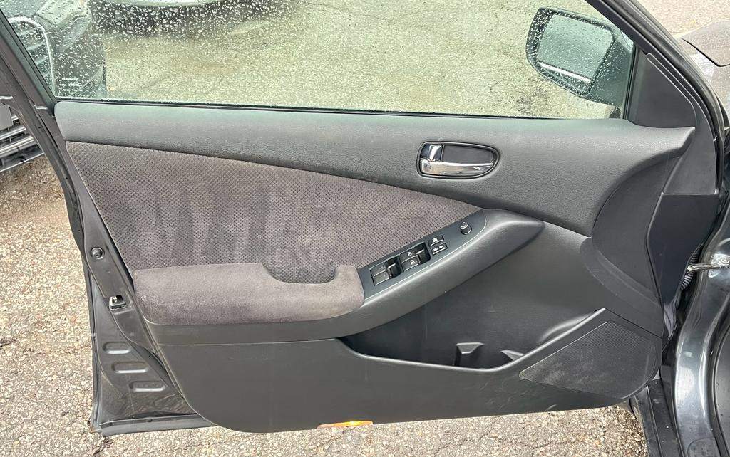 /rahmanmotors/2009-Nissan-Altima-8424714260509274.jpg