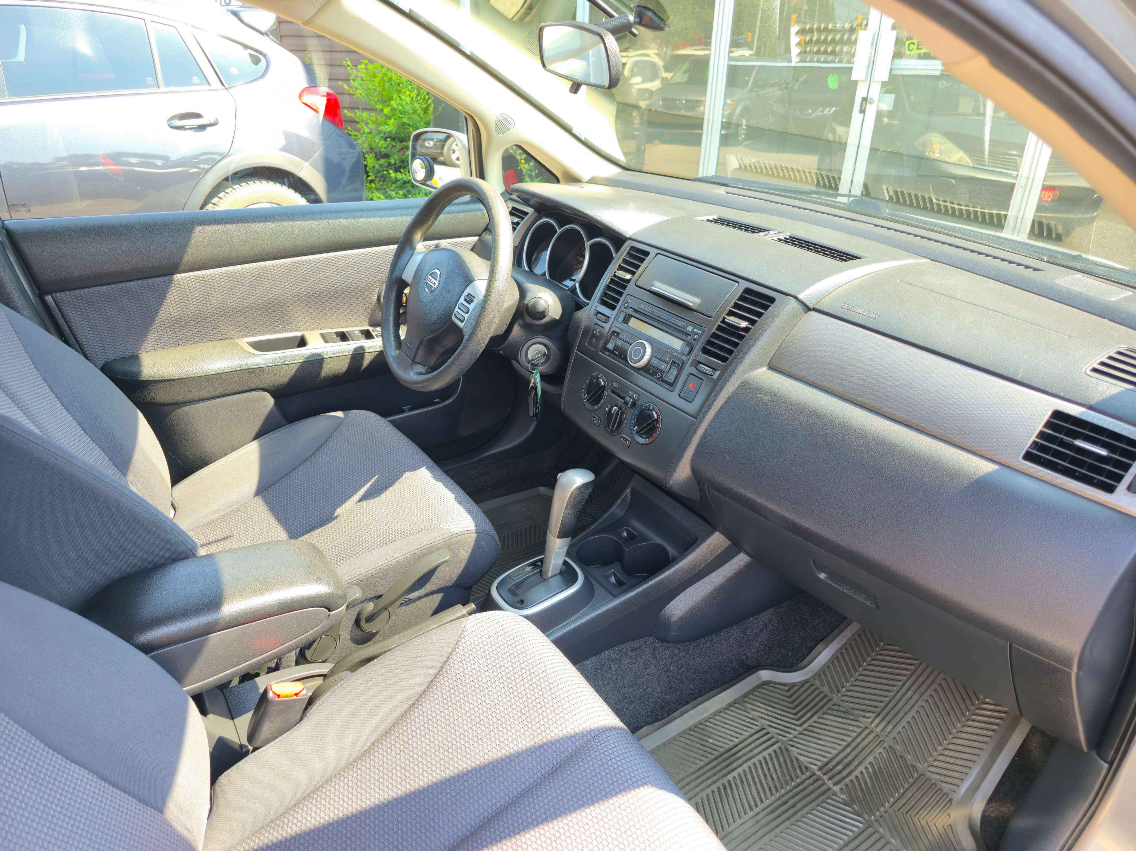 /rahmanmotors/2009-Nissan-Versa-06782481579802169.jpg
