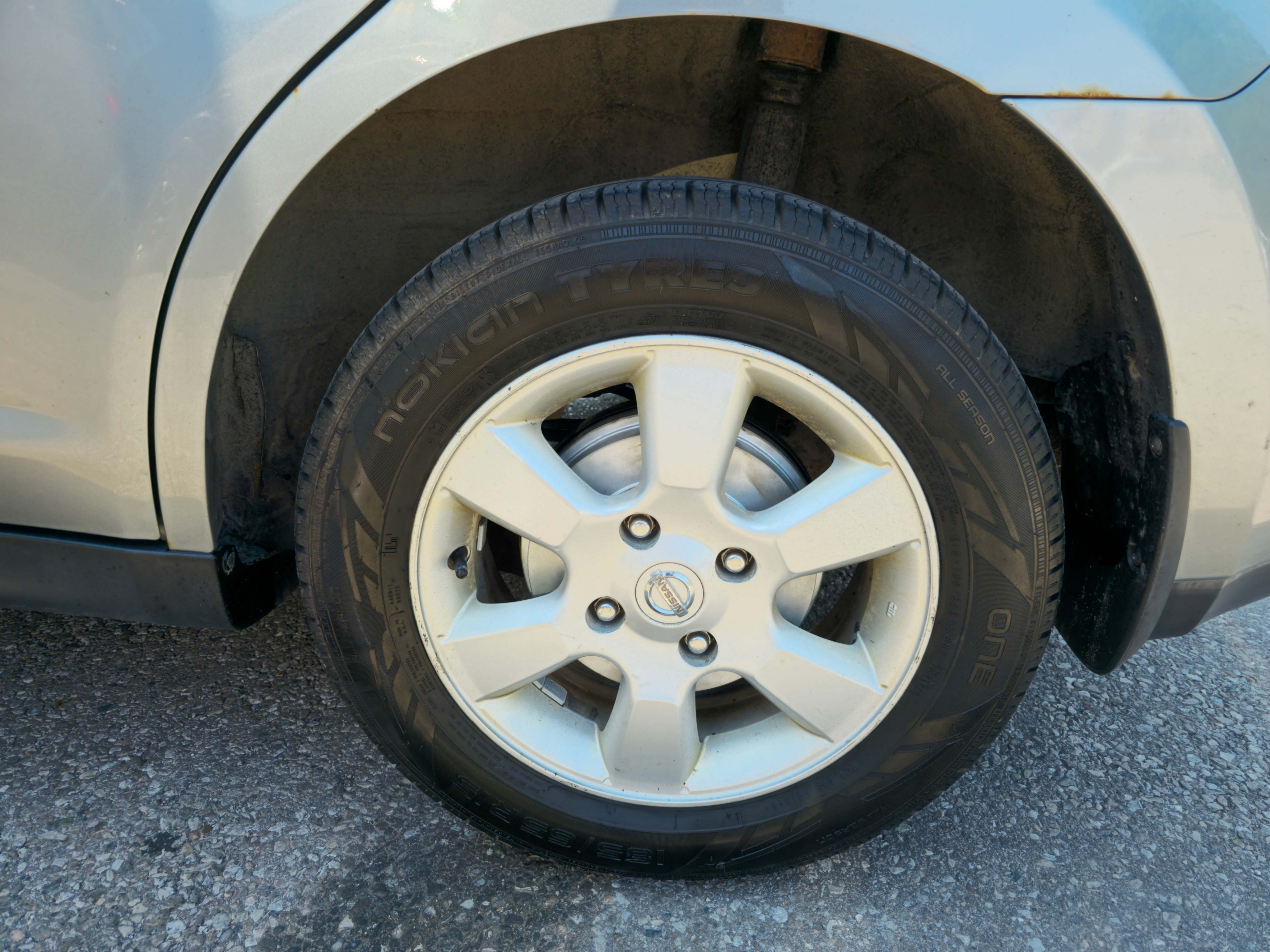/rahmanmotors/2009-Nissan-Versa-1224885180749673.jpg