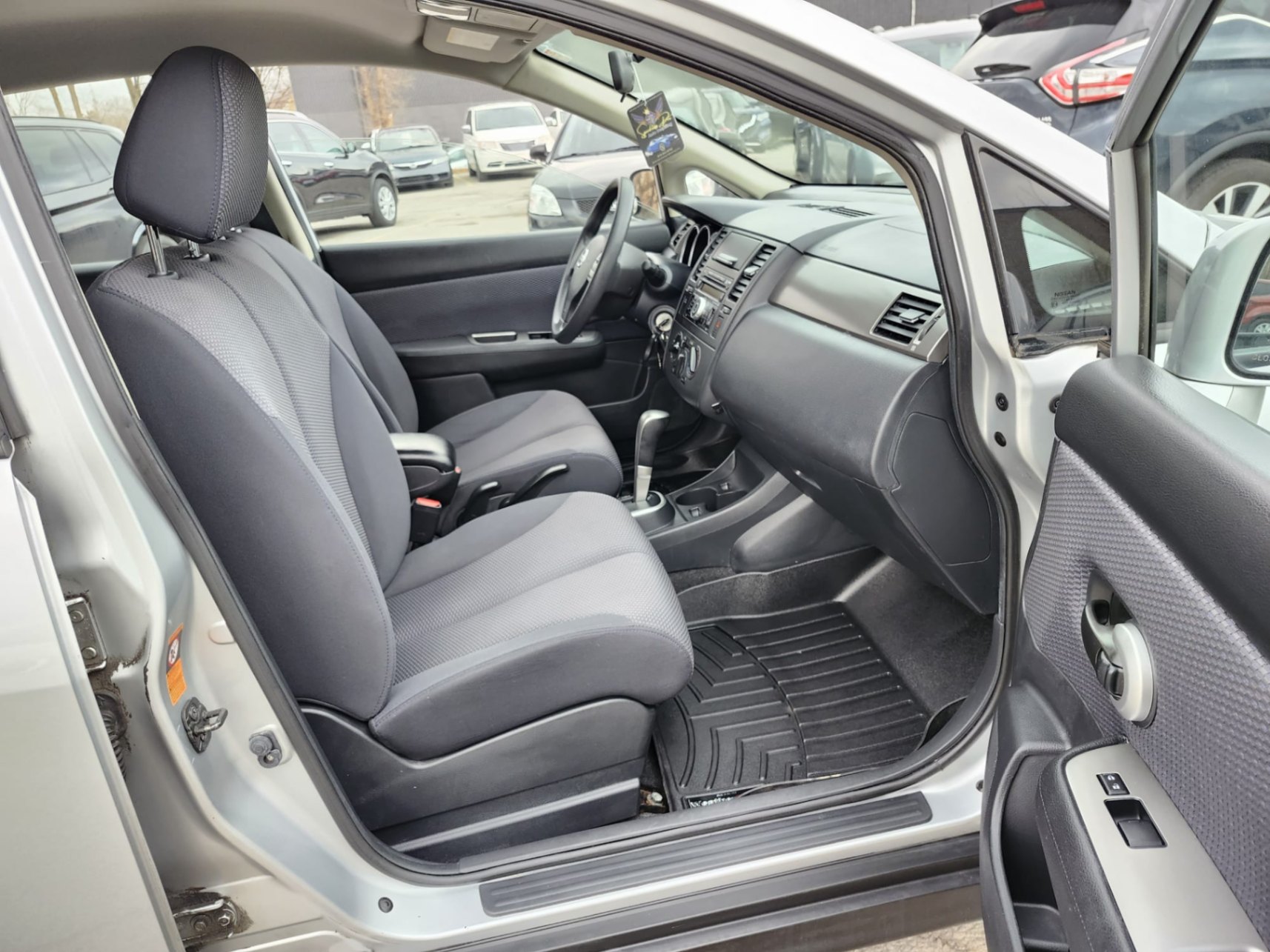 /rahmanmotors/2009-Nissan-Versa-4156374461195551.jpg