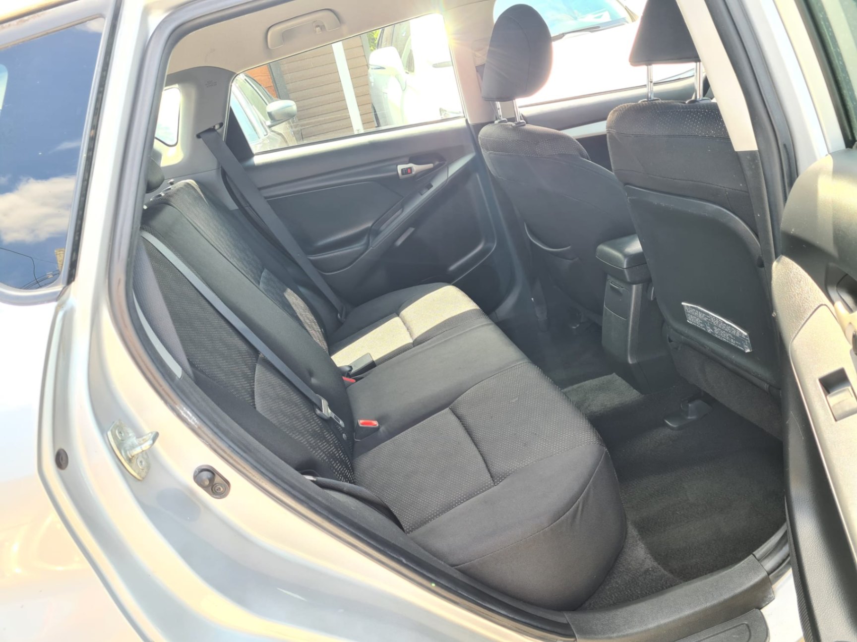 /rahmanmotors/2009-Pontiac-Vibe-31596567809203435.jpg