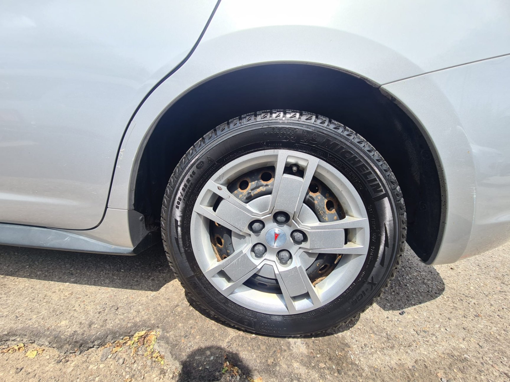 /rahmanmotors/2009-Pontiac-Vibe-7663331992994666.jpg