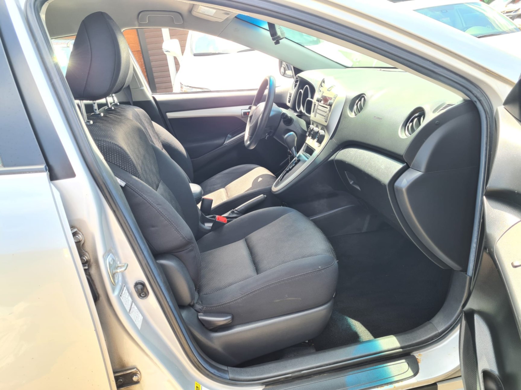 /rahmanmotors/2009-Pontiac-Vibe-9620773635086171.jpg
