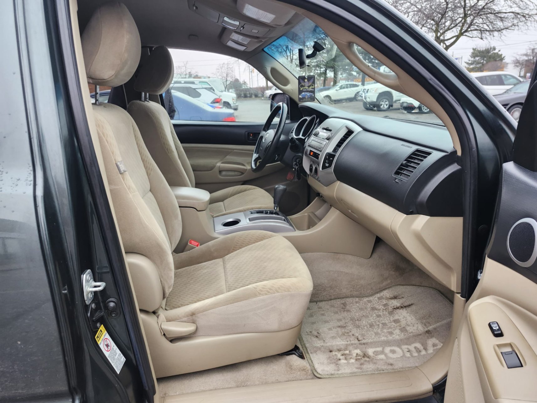 /rahmanmotors/2009-Toyota-Tacoma-8561821349914638.jpg
