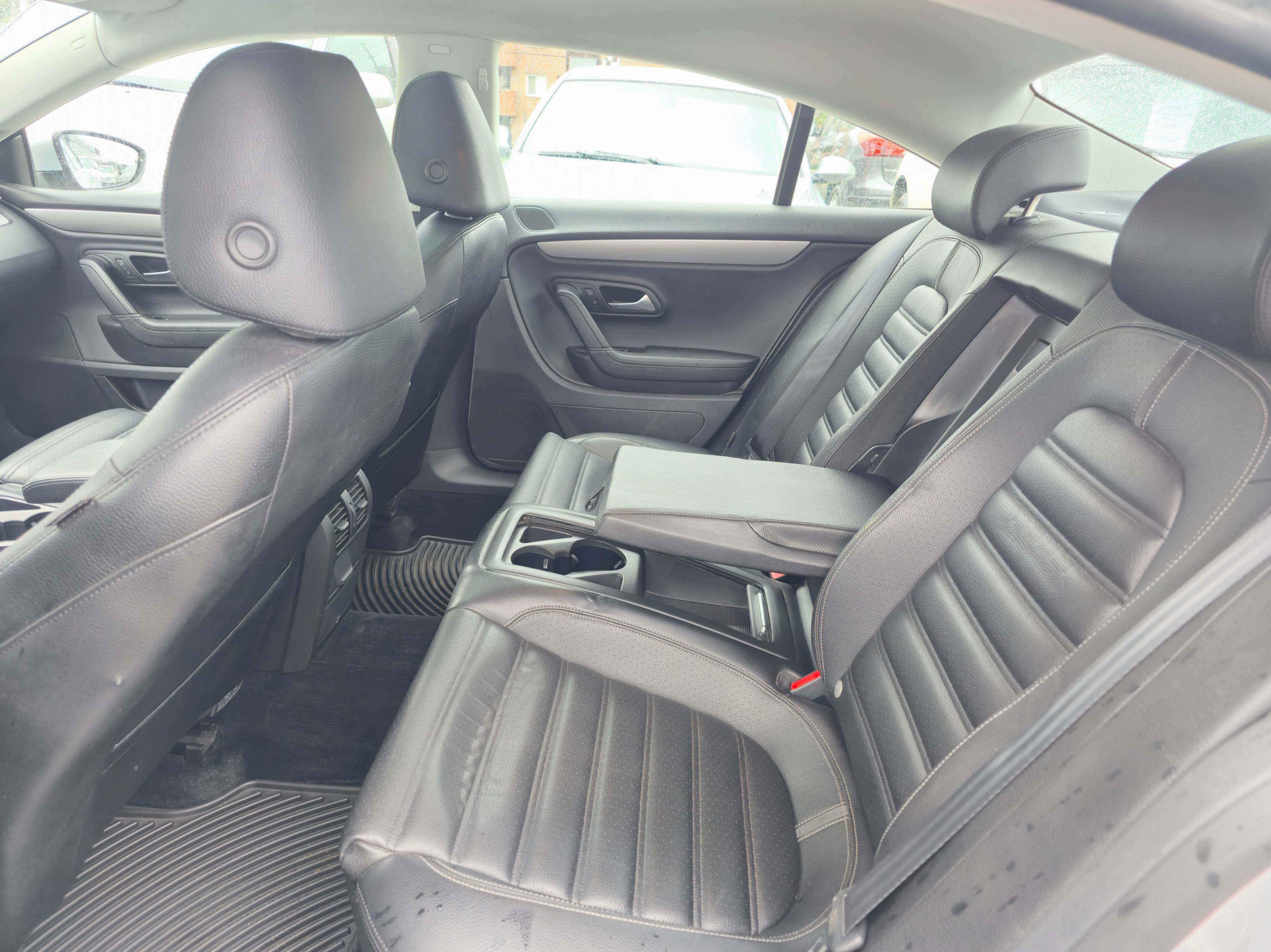 /rahmanmotors/2009-Volkswagen-PassatCC-3119640479825039.jpg