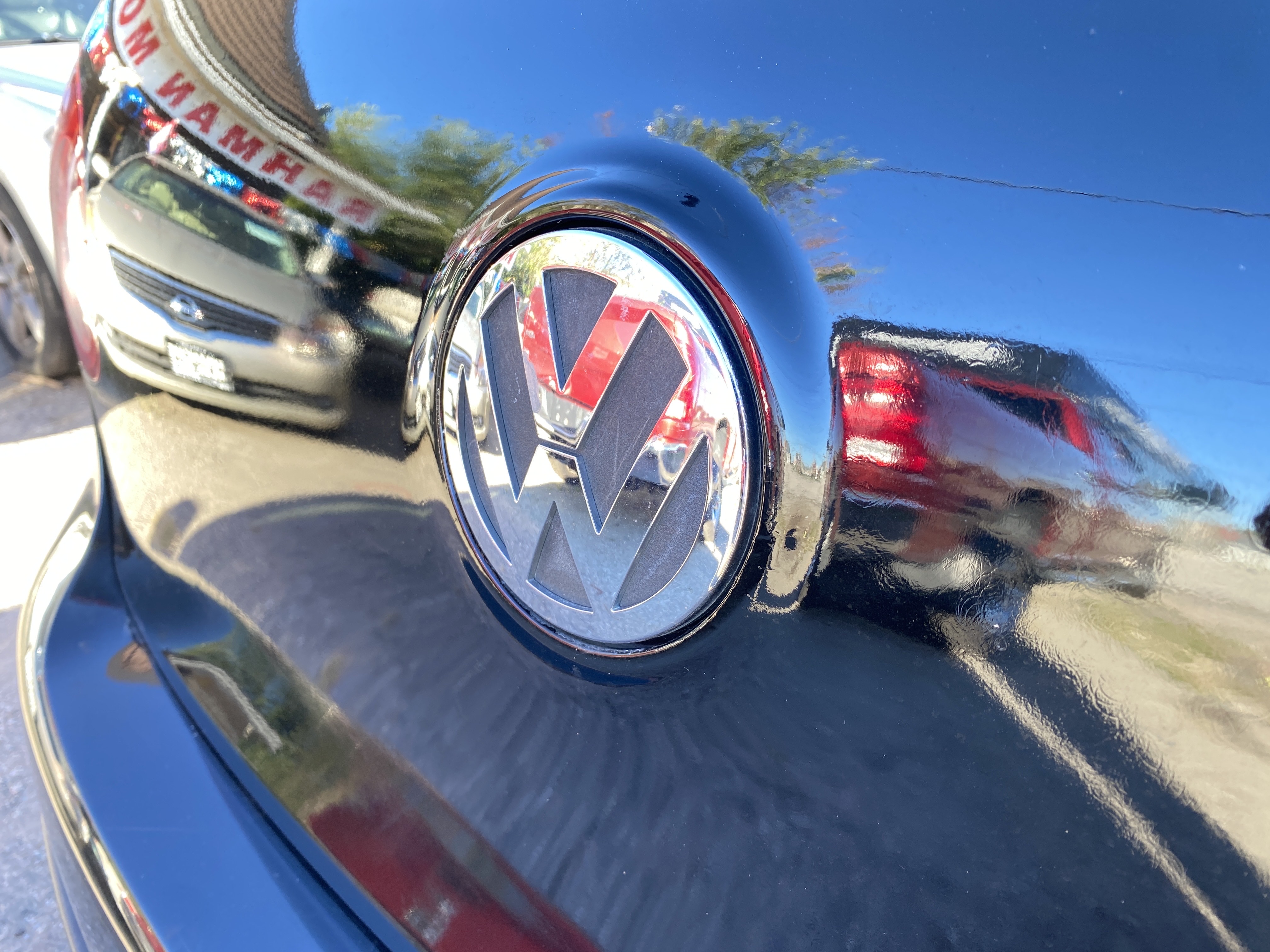 /rahmanmotors/2009-Volkswagen-Rabbit-13419878297289123.jpg