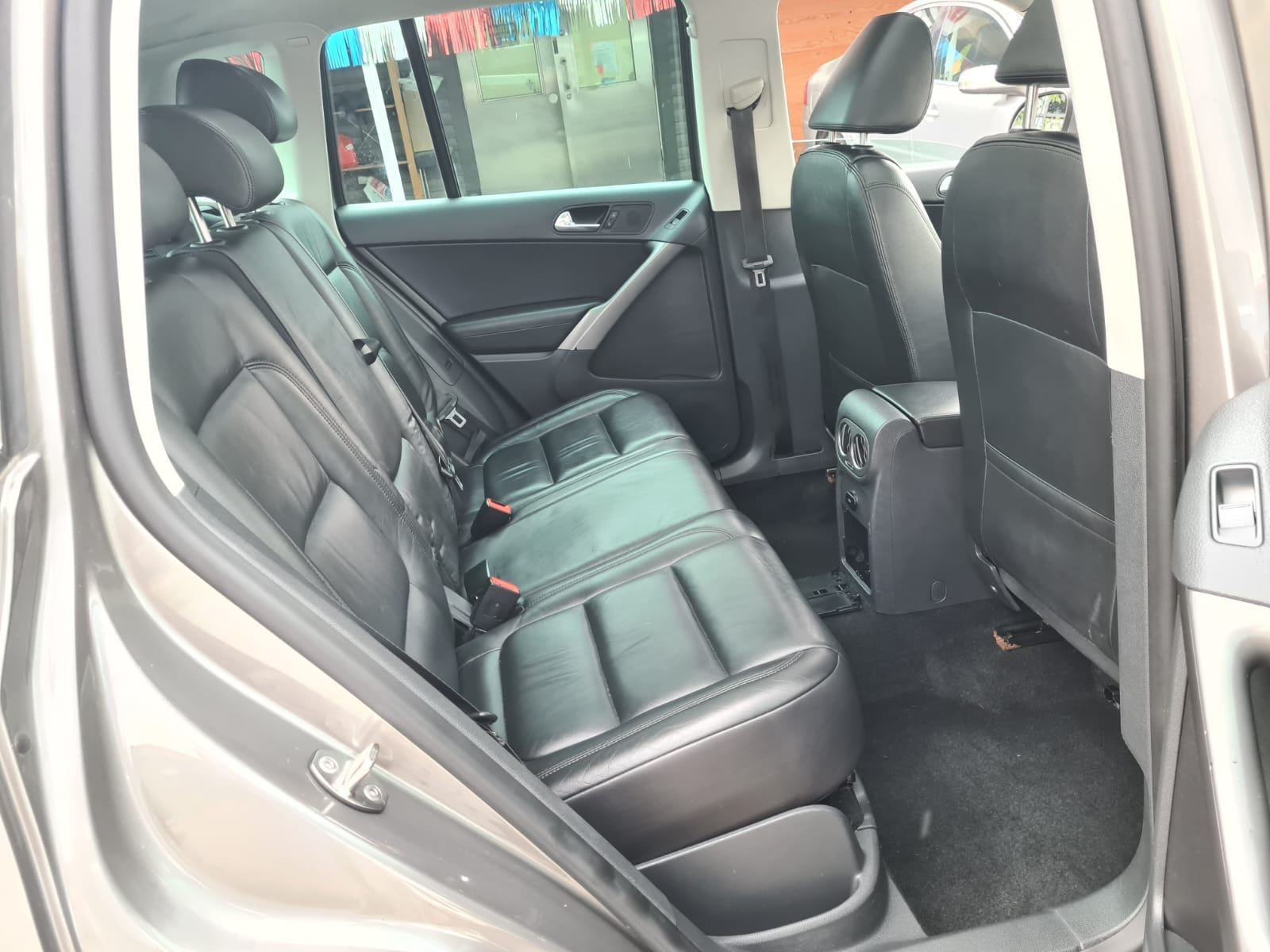 /rahmanmotors/2009-Volkswagen-Tiguan-10324625480096228.jpg