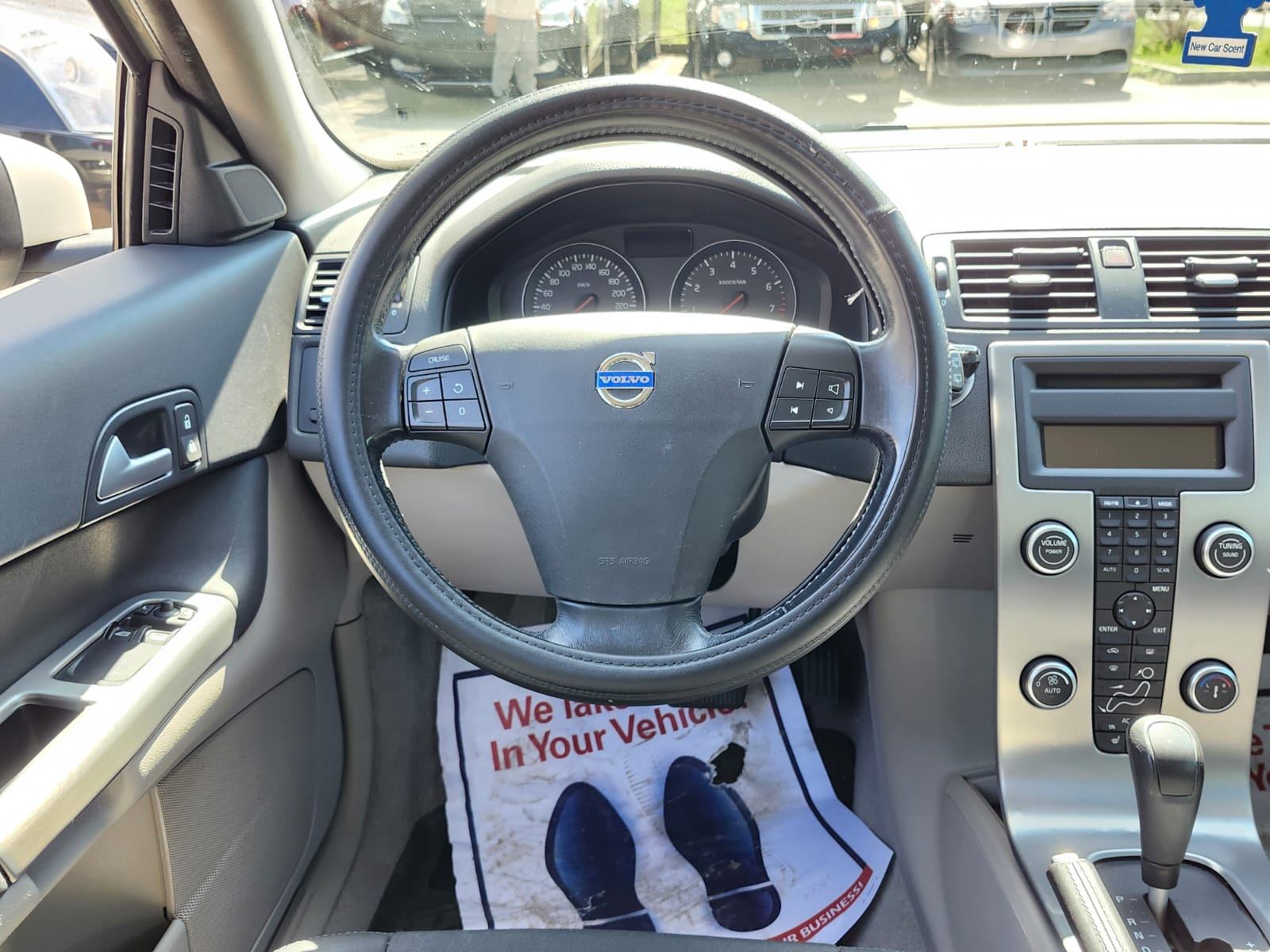 /rahmanmotors/2009-Volvo-C30-2528308224719291.jpg