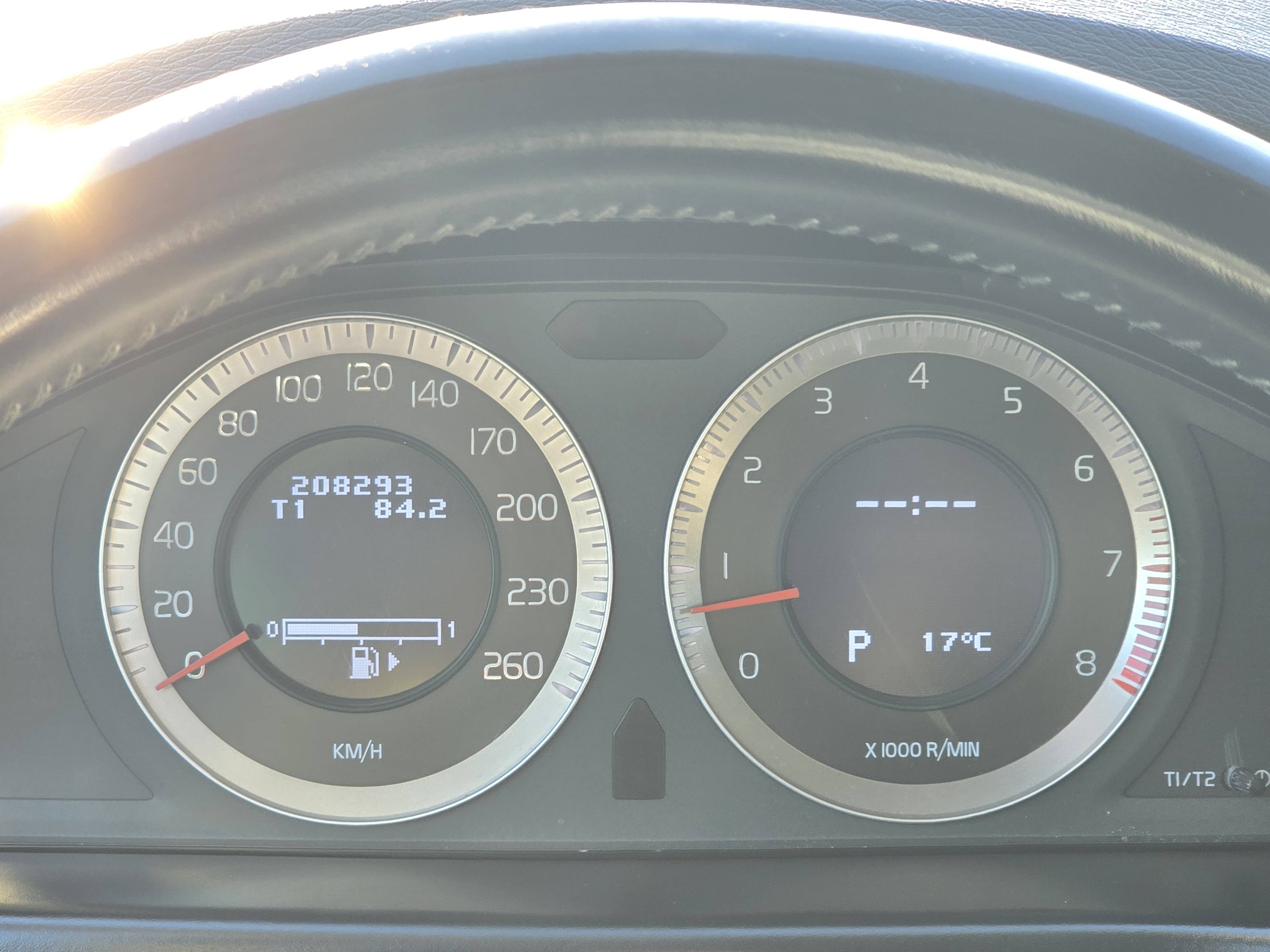 /rahmanmotors/2009-Volvo-XC70-042260033007401.jpg