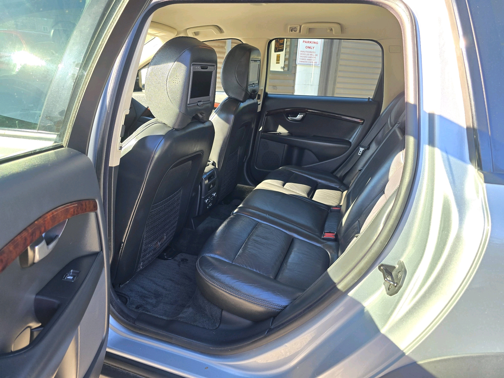 /rahmanmotors/2009-Volvo-XC70-2238291198250444.jpg