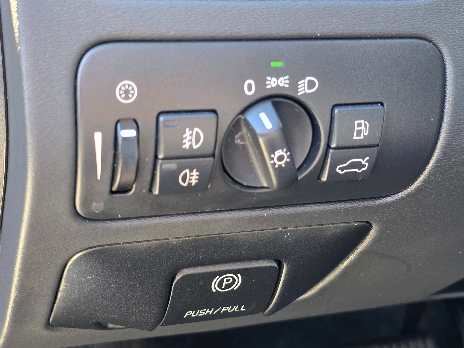 /rahmanmotors/2009-Volvo-XC70-5675106650126094.jpg