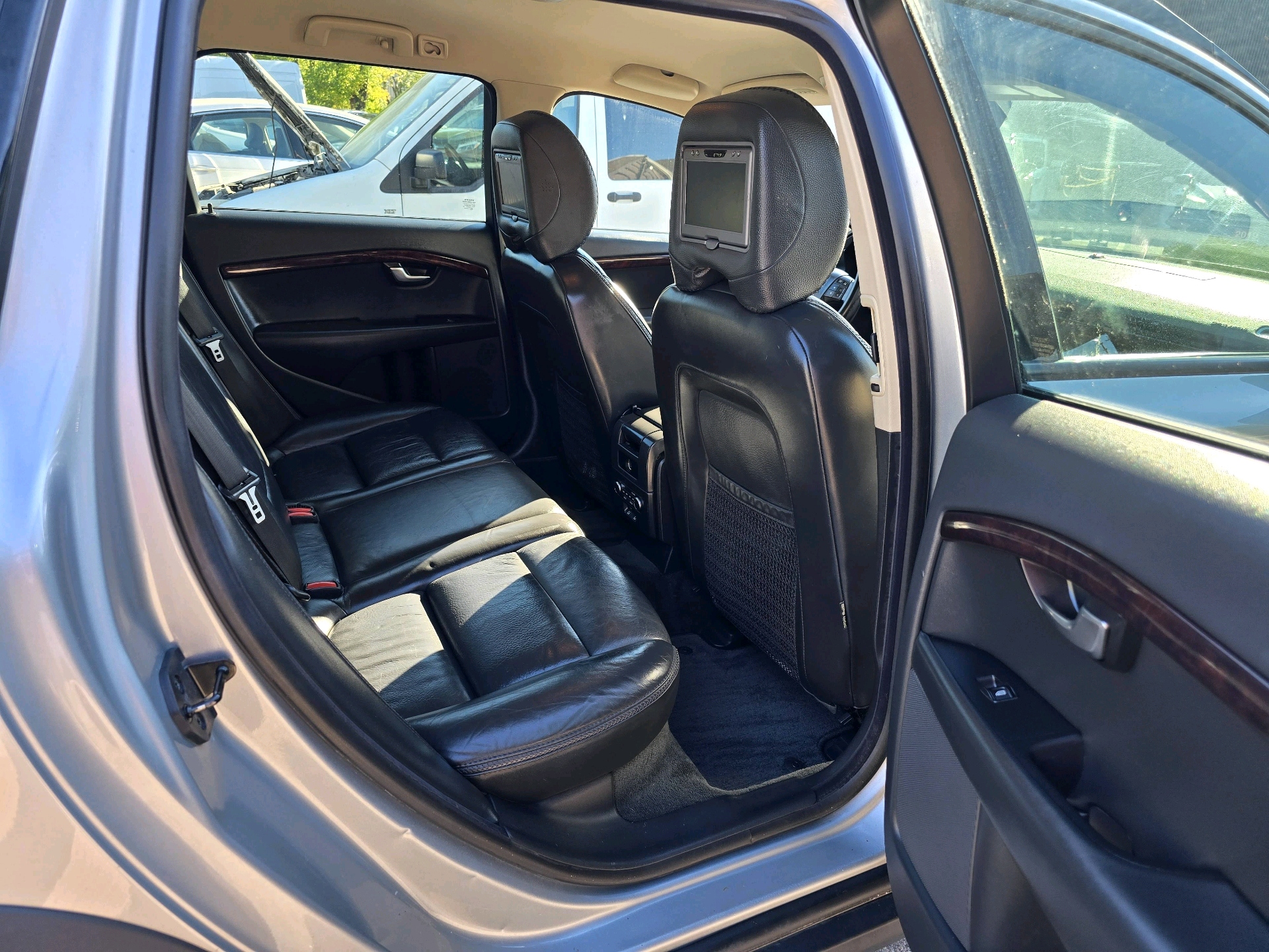 /rahmanmotors/2009-Volvo-XC70-9151154765682215.jpg