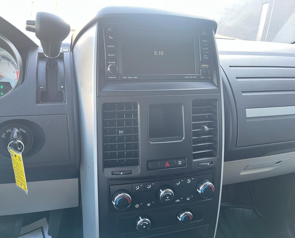 /rahmanmotors/2010-Dodge-GrandCaravan-009682057113443943.jpg