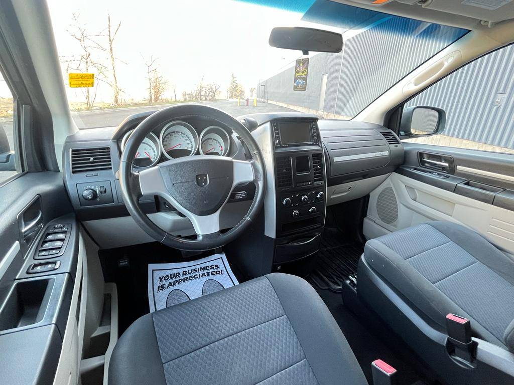 /rahmanmotors/2010-Dodge-GrandCaravan-1376983760294257.jpg