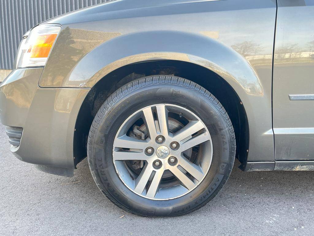 /rahmanmotors/2010-Dodge-GrandCaravan-5466917962224702.jpg