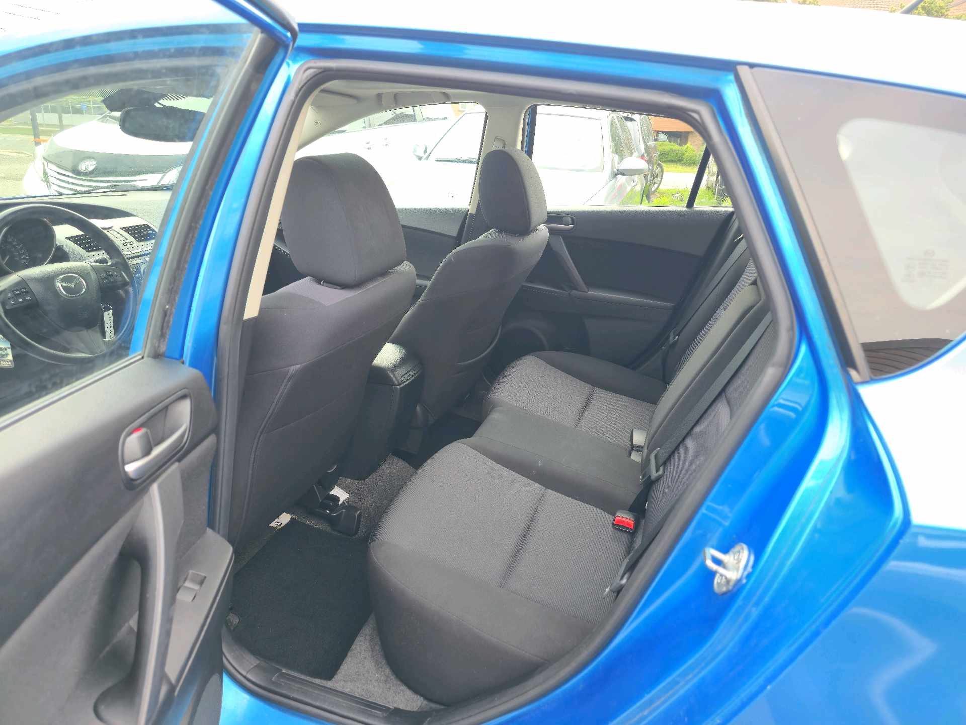 /rahmanmotors/2010-Mazda-Mazda3-5486969963352573.jpg