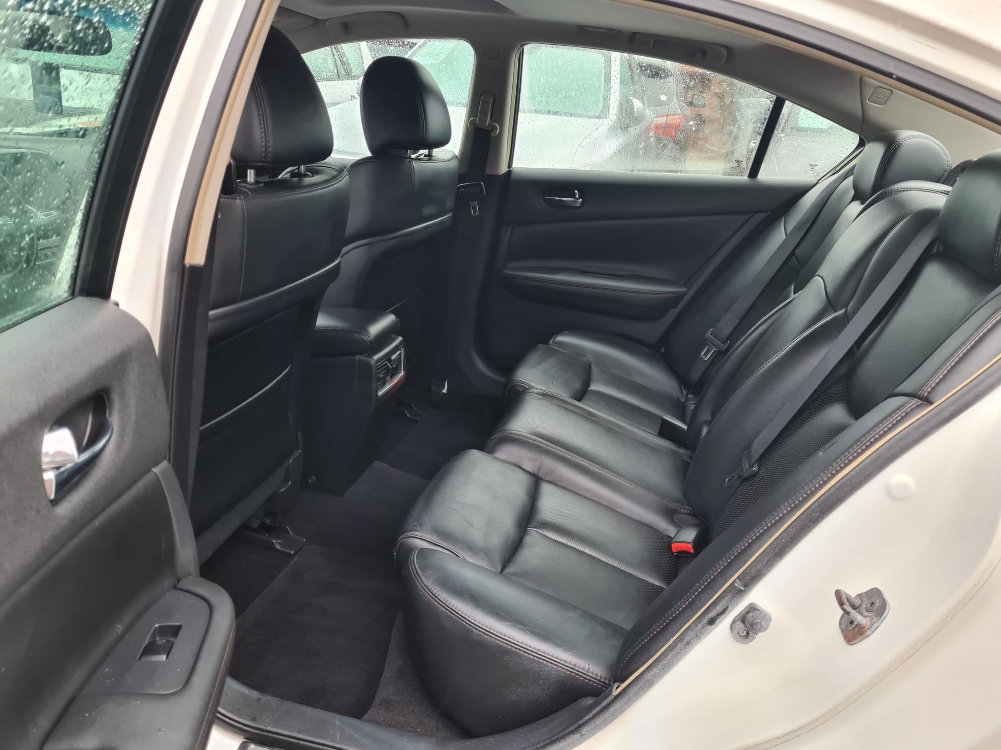 /rahmanmotors/2010-Nissan-Maxima-08997502969426252.jpg