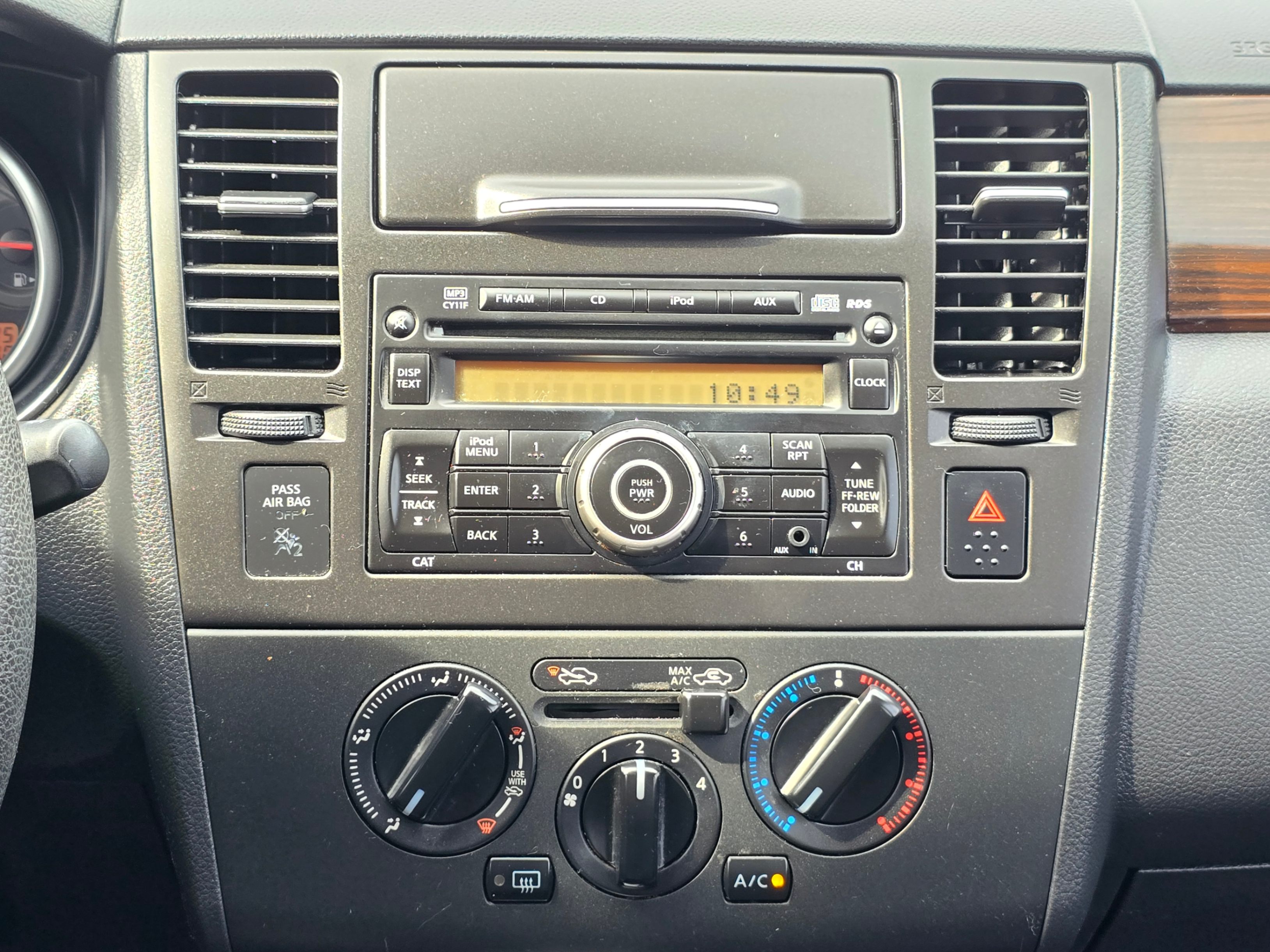 /rahmanmotors/2010-Nissan-Versa-5042403462707259.jpg