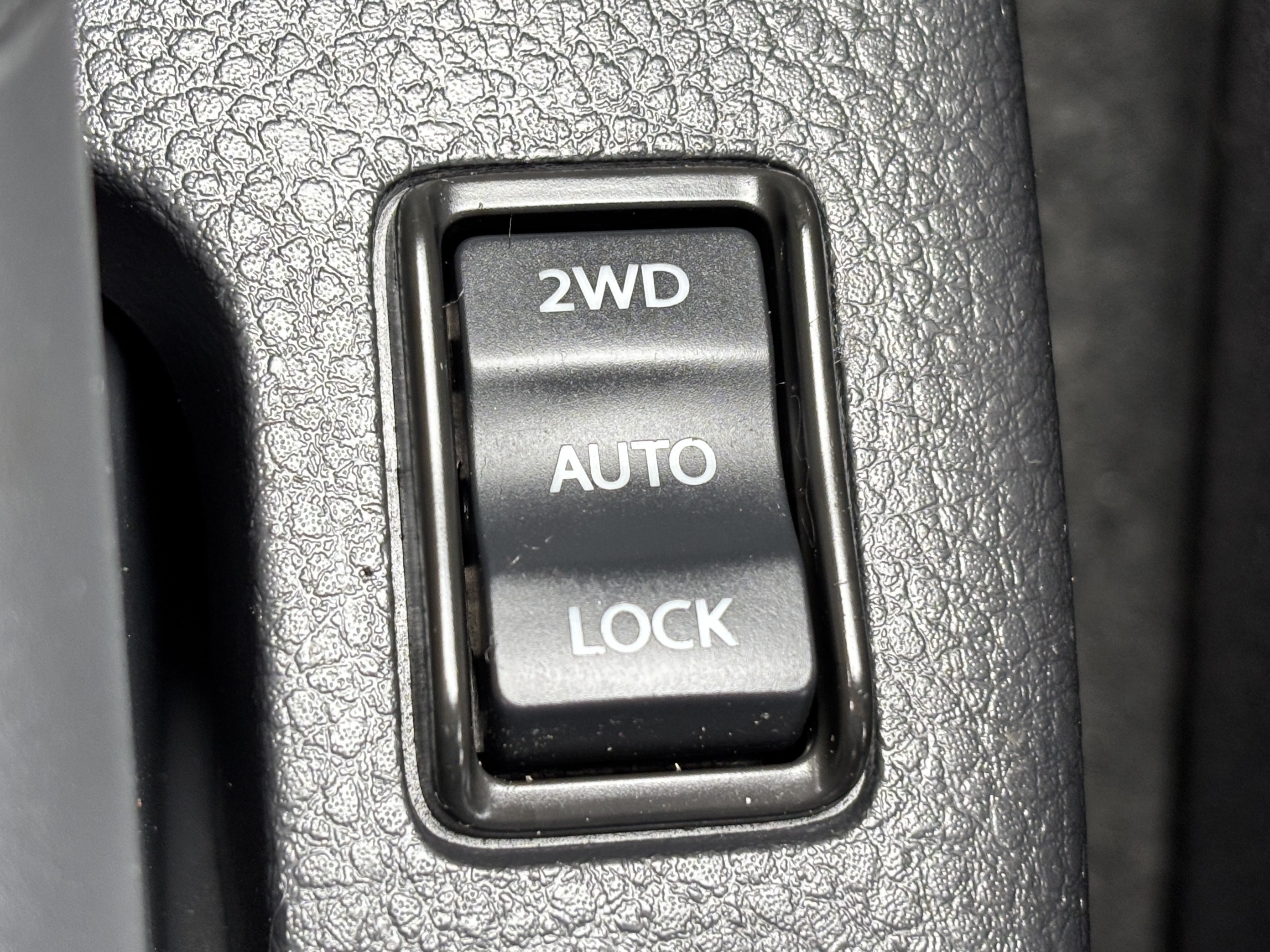/rahmanmotors/2010-Suzuki-SX4-23529269723517166.jpg