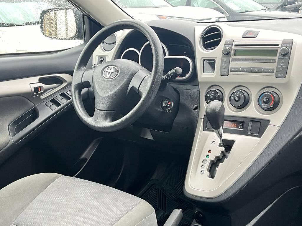 /rahmanmotors/2010-Toyota-Matrix-2920278678235977.jpg