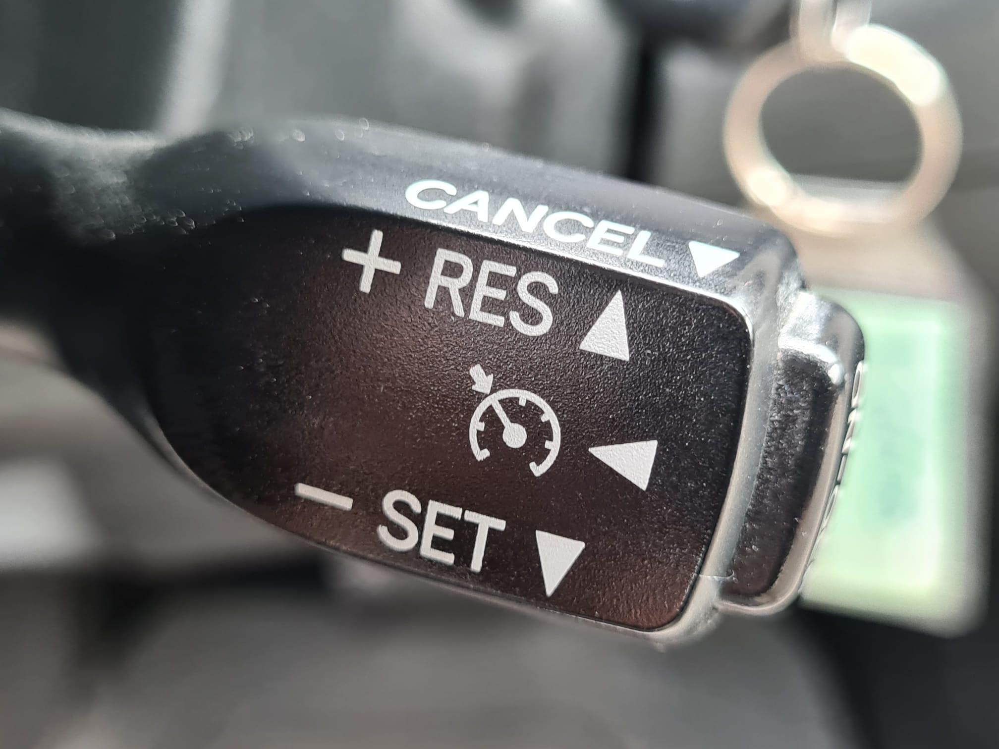 /rahmanmotors/2010-Toyota-Matrix-5844300974874372.jpg