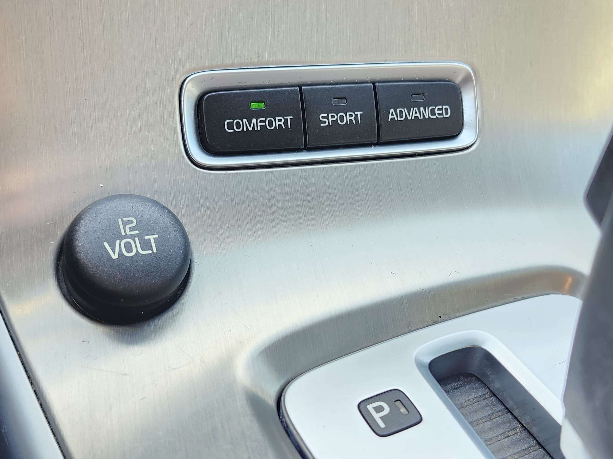 /rahmanmotors/2010-Volvo-XC60-5688475257855214.jpg
