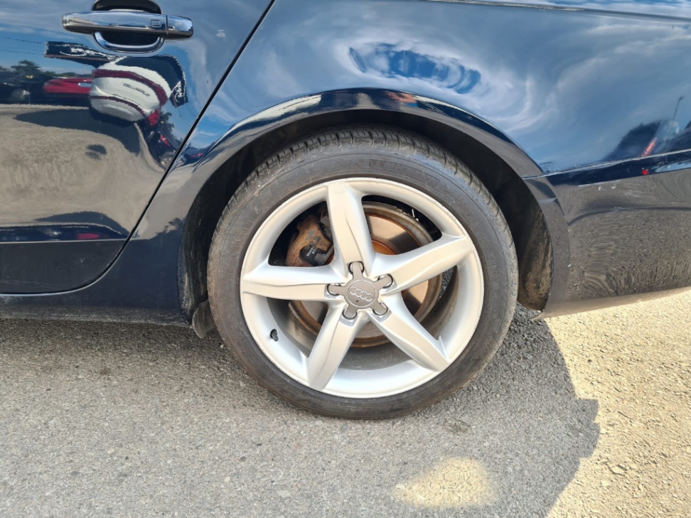 /rahmanmotors/2011-Audi-A4-10166036575715931.jpg