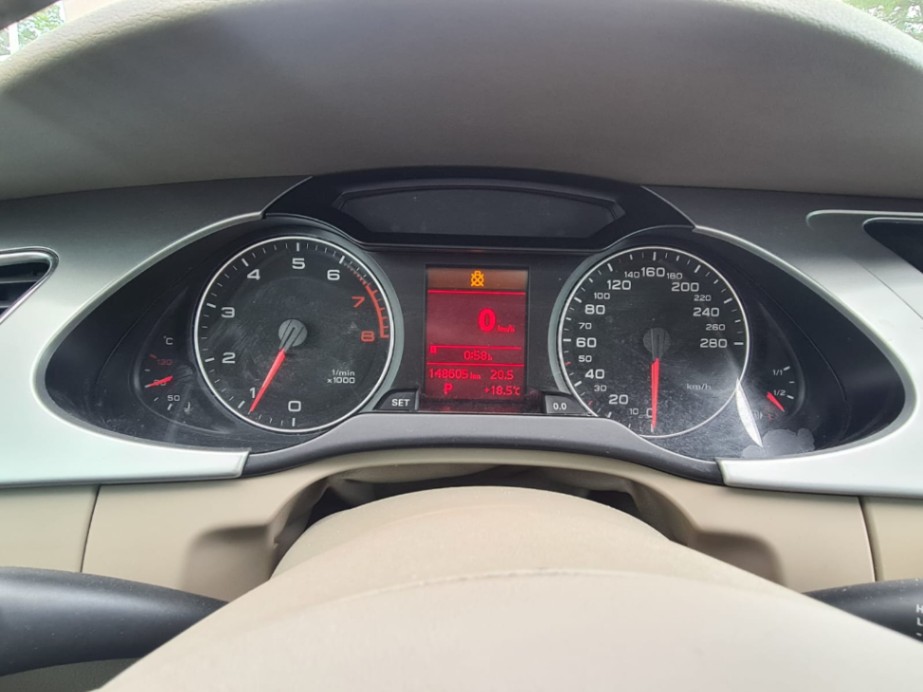 /rahmanmotors/2011-Audi-A4-24135029372501138.jpg