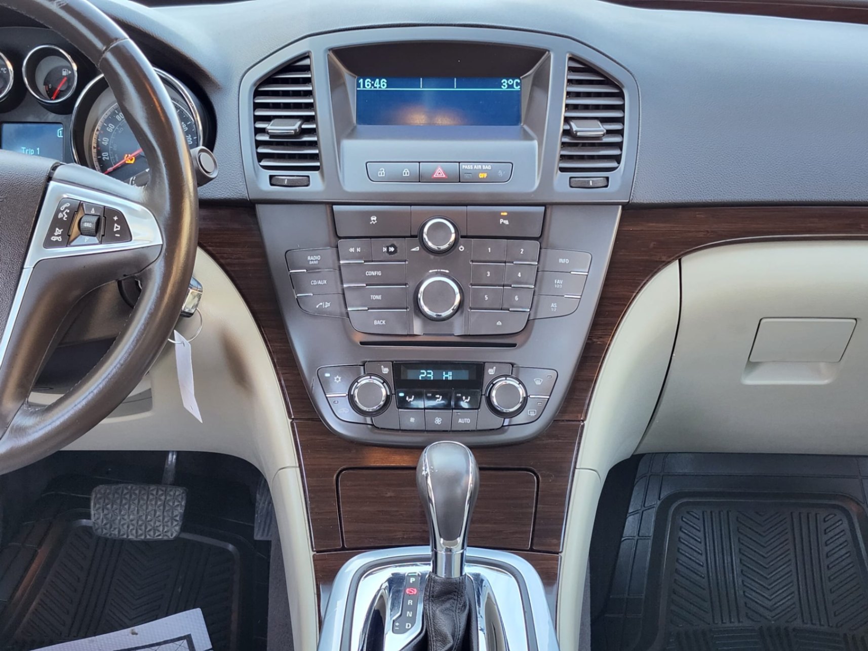 /rahmanmotors/2011-Buick-Regal-18039466988652486.jpg