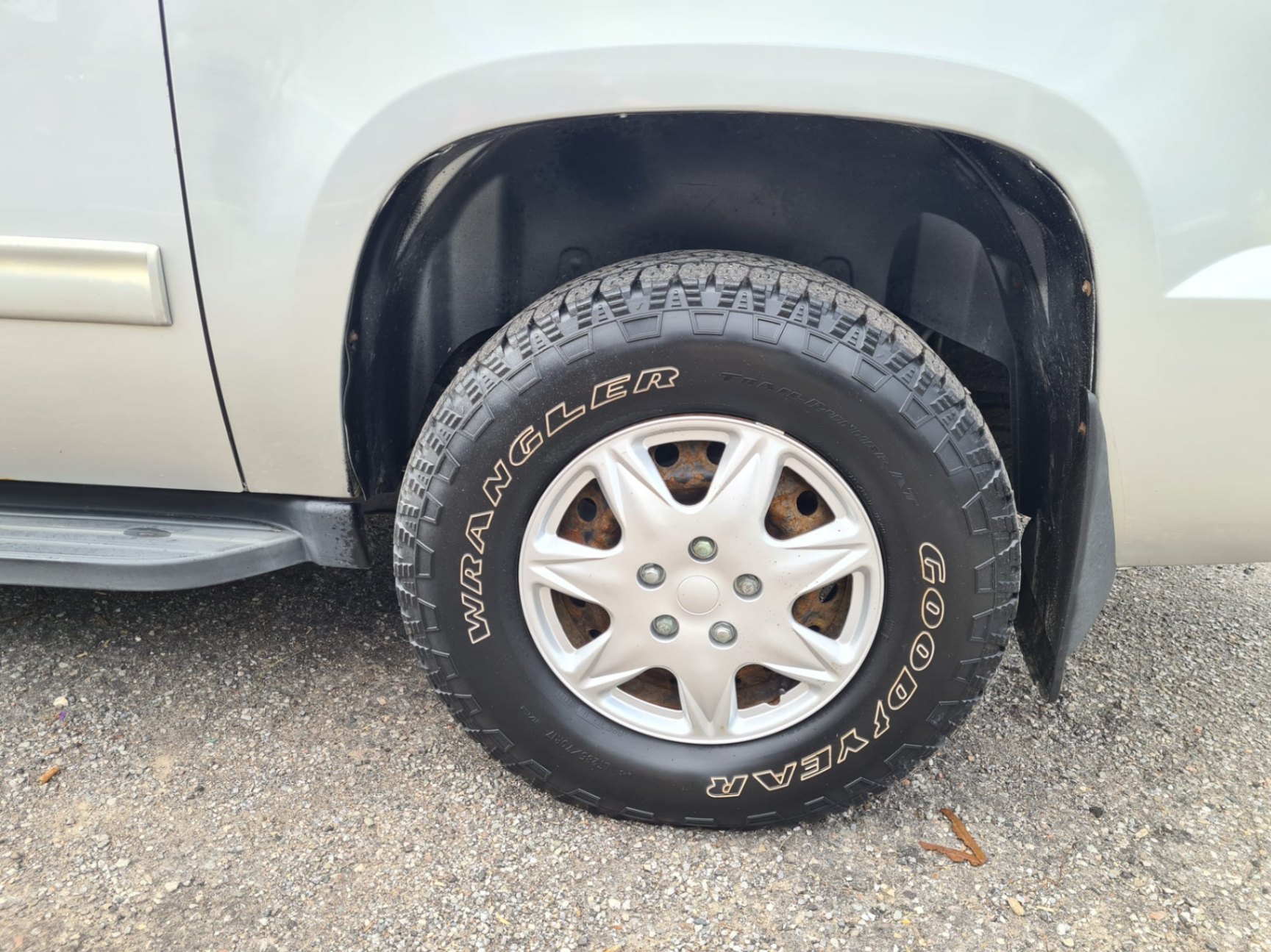 /rahmanmotors/2011-Chevrolet-Avalanche-3670501573582612.jpg