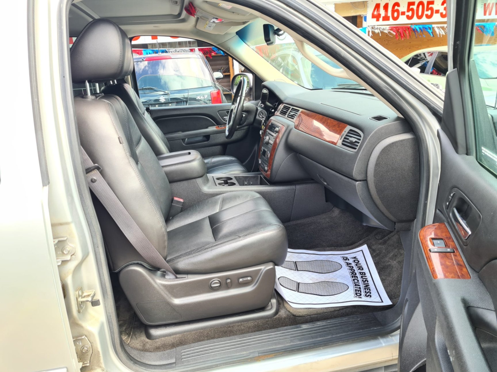 /rahmanmotors/2011-Chevrolet-Avalanche-9314982676011585.jpg