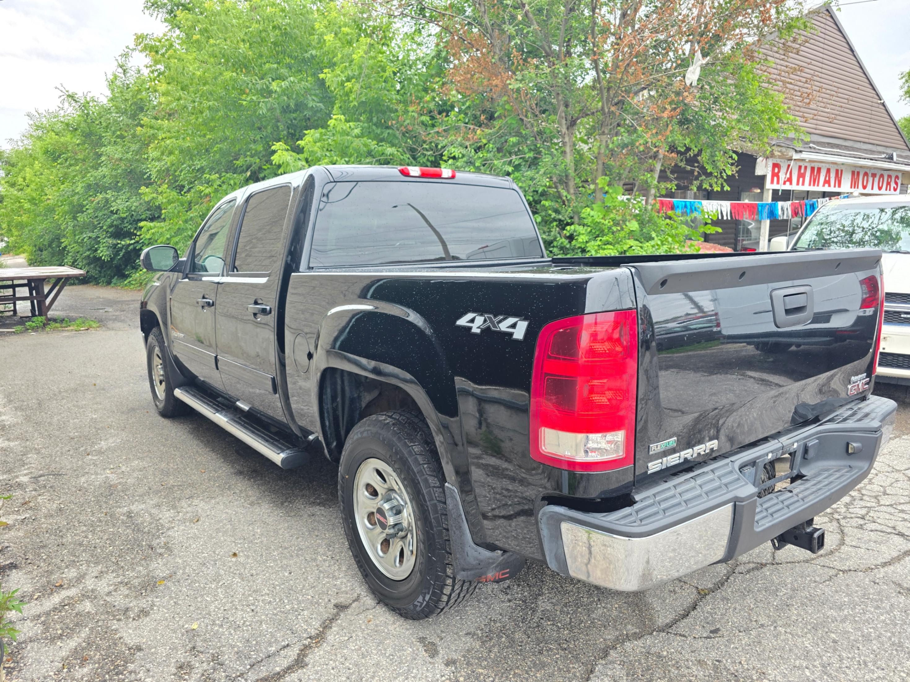 /rahmanmotors/2011-GMC-Sierra1500-9185487184777874.jpg