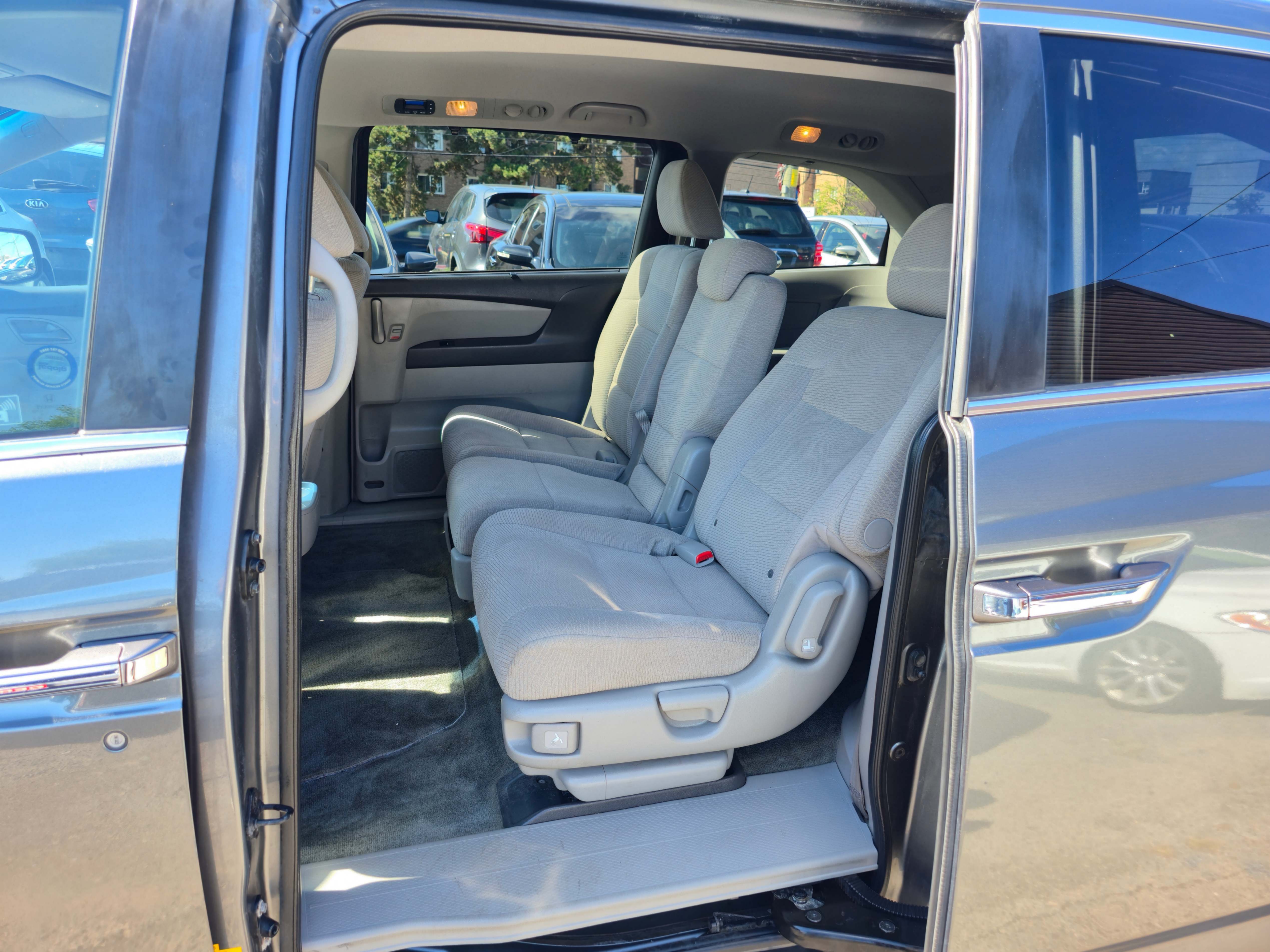 /rahmanmotors/2011-Honda-Odyssey-10610154035443187.jpg