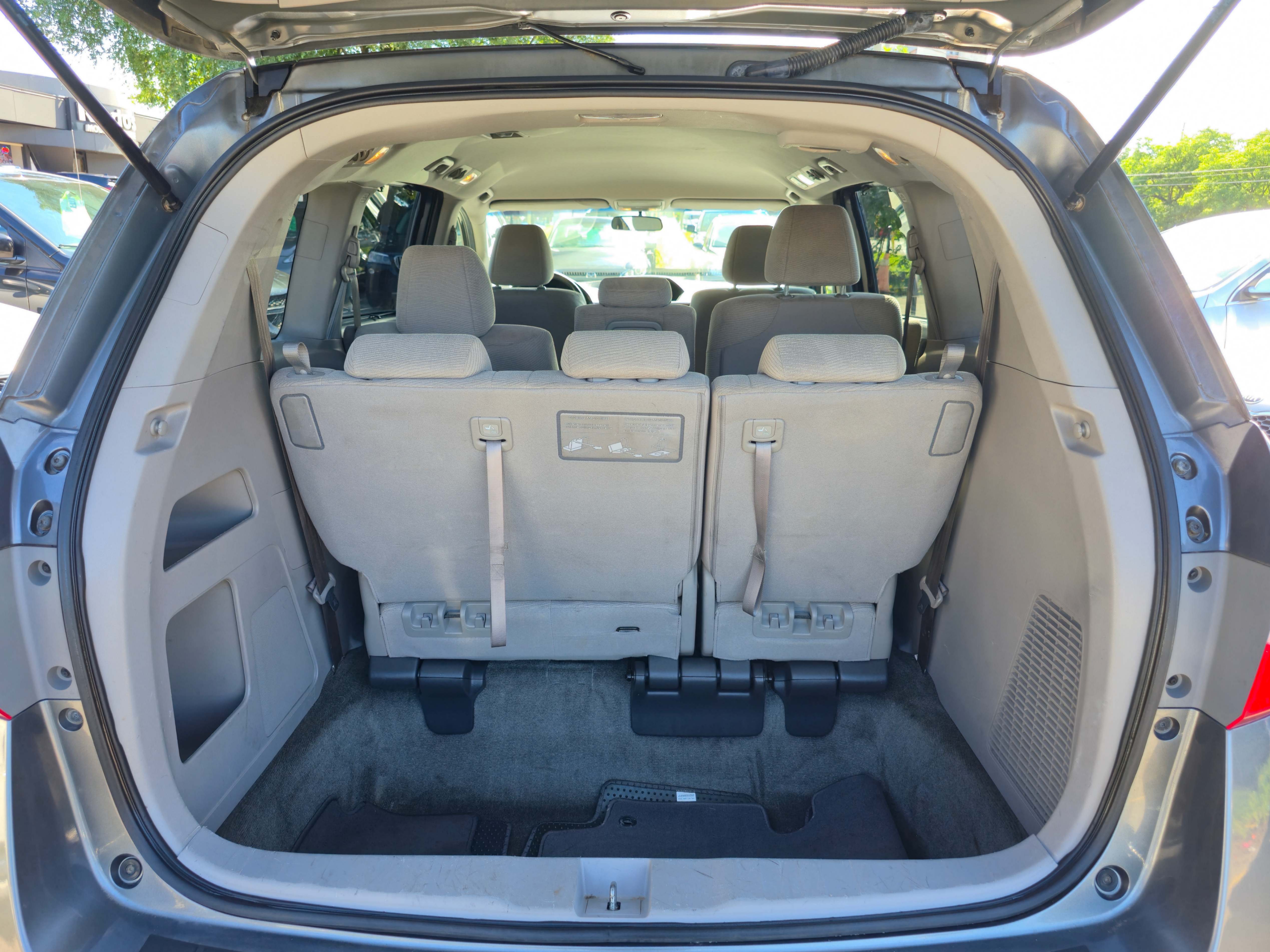 /rahmanmotors/2011-Honda-Odyssey-39630925165791075.jpg