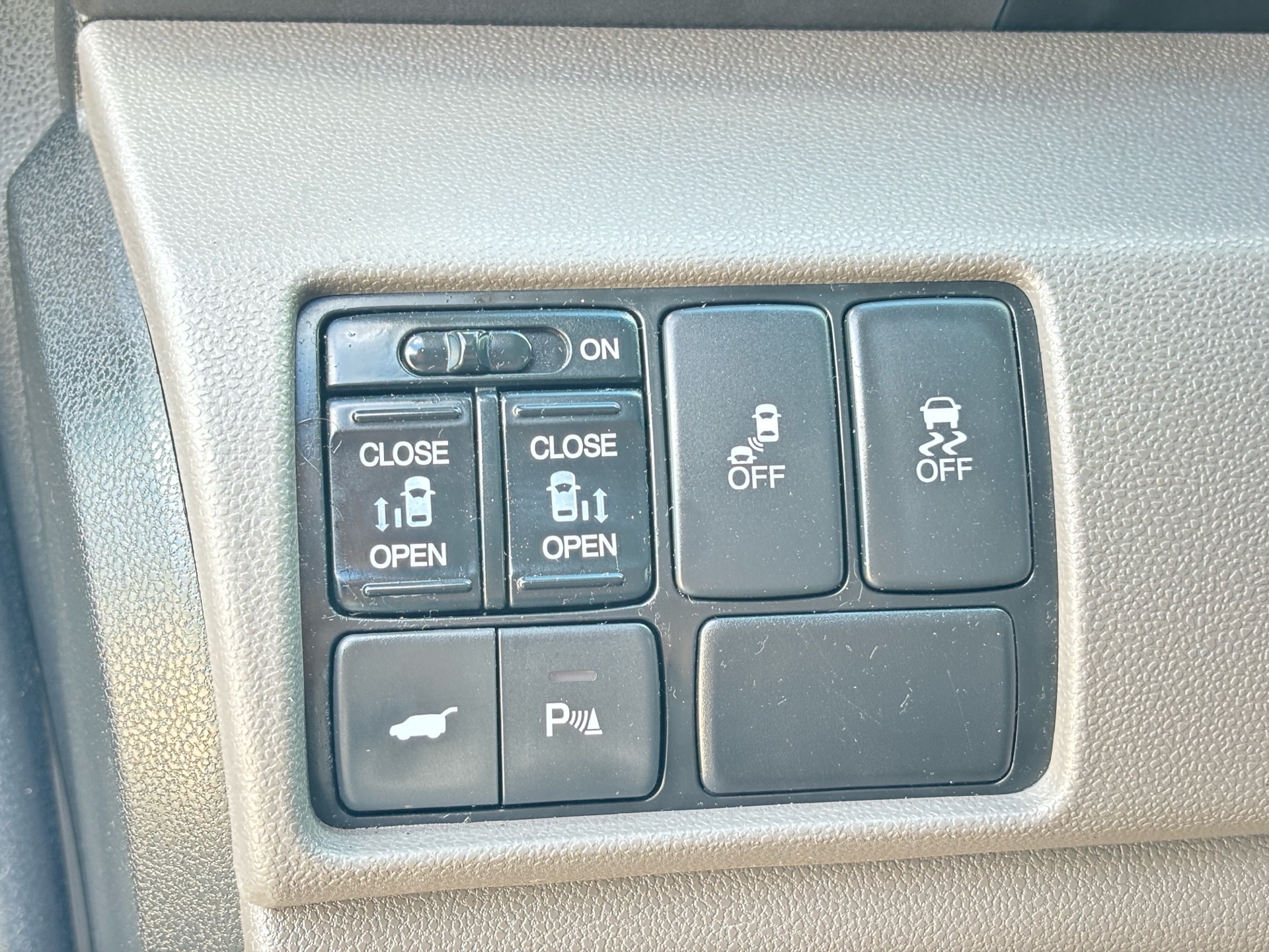 /rahmanmotors/2011-Honda-Odyssey-8320929068584966.jpg