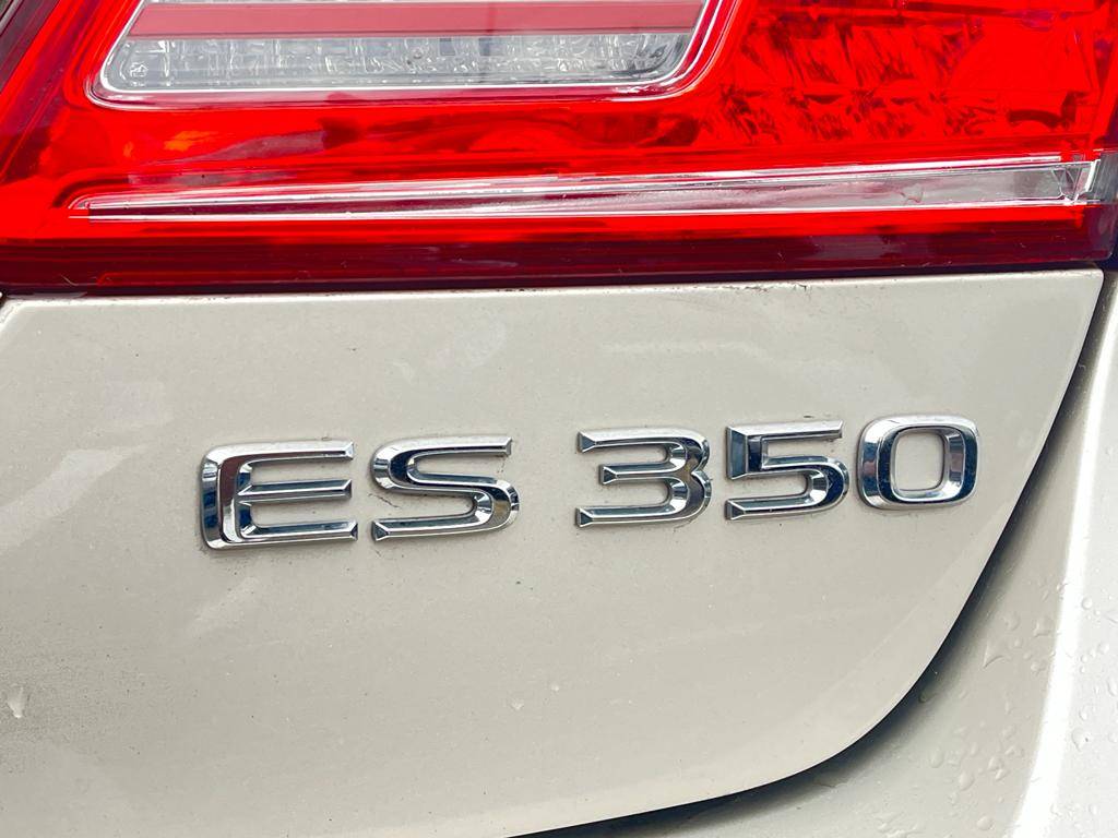 /rahmanmotors/2011-Lexus-ES350-3780801389258257.jpg