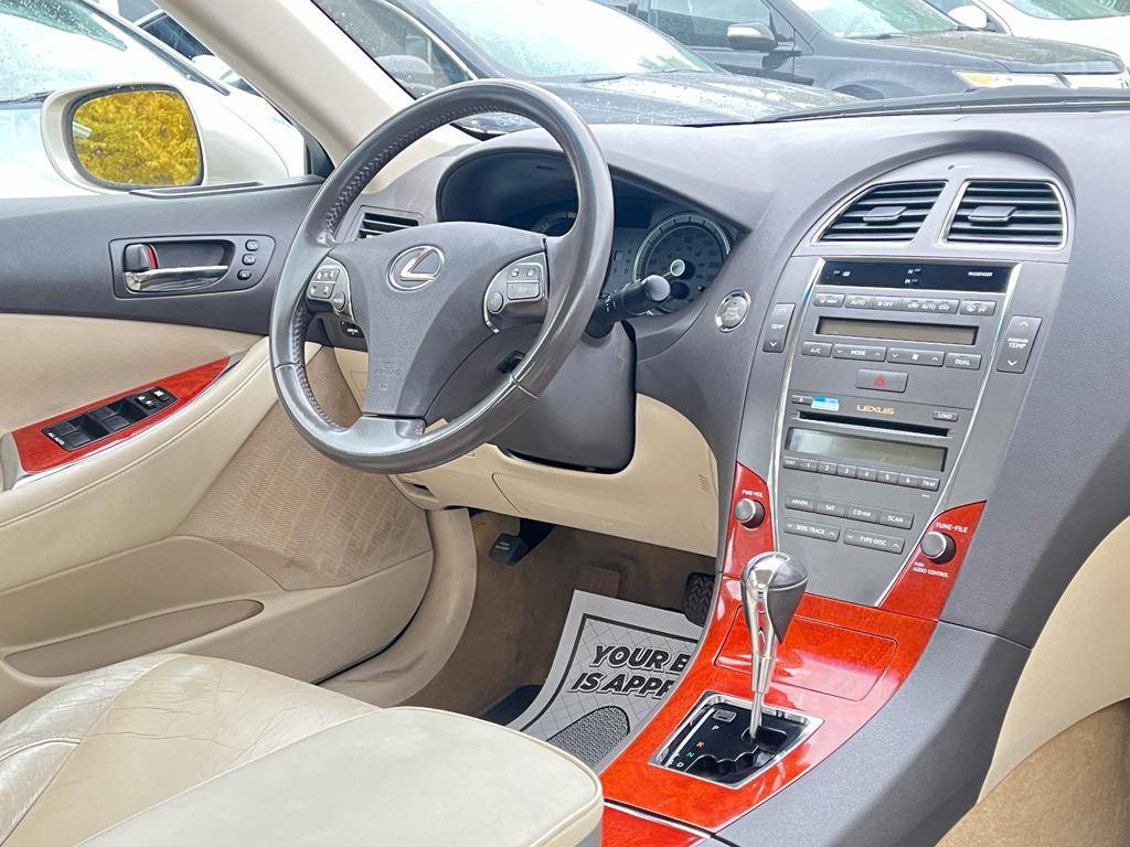 /rahmanmotors/2011-Lexus-ES350-39282147799804457.jpg