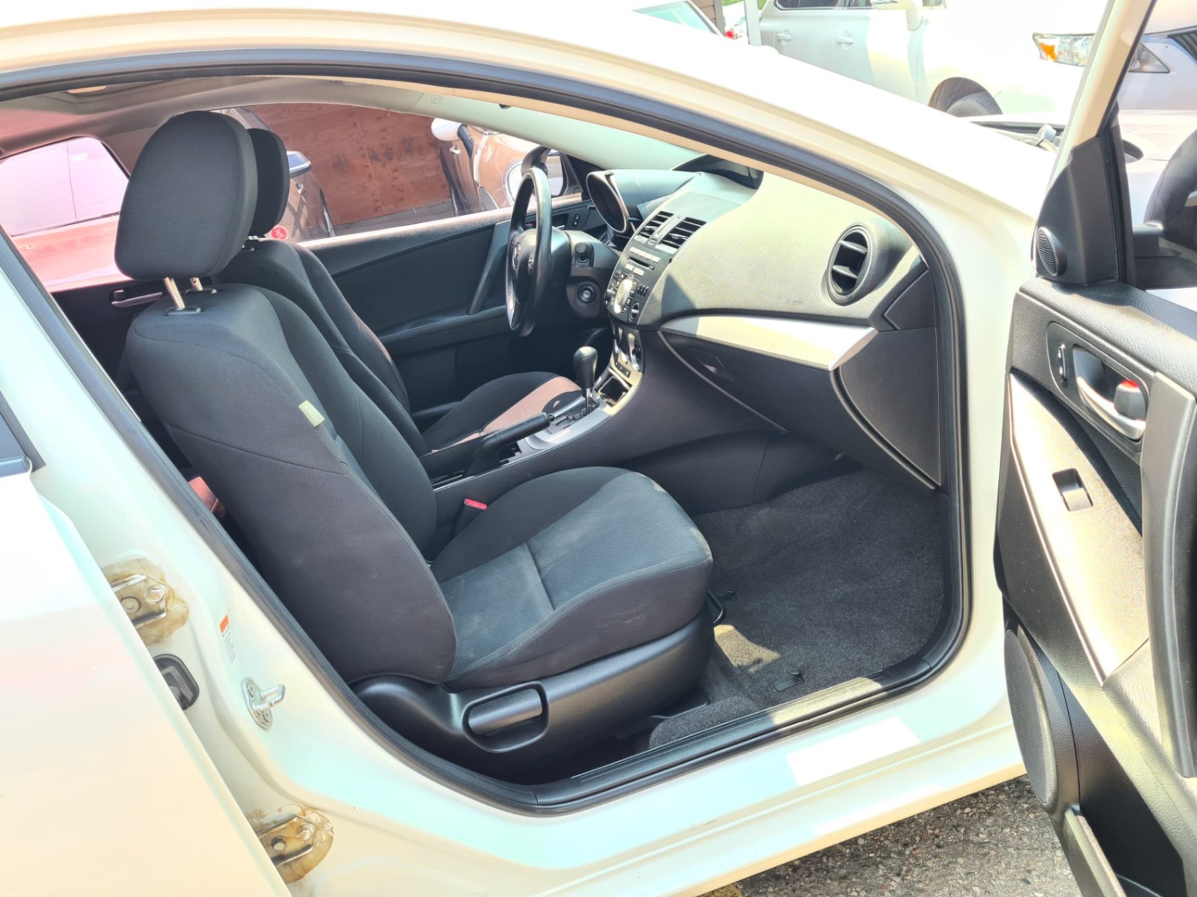 /rahmanmotors/2011-Mazda-Mazda3-2609328132259505.jpg