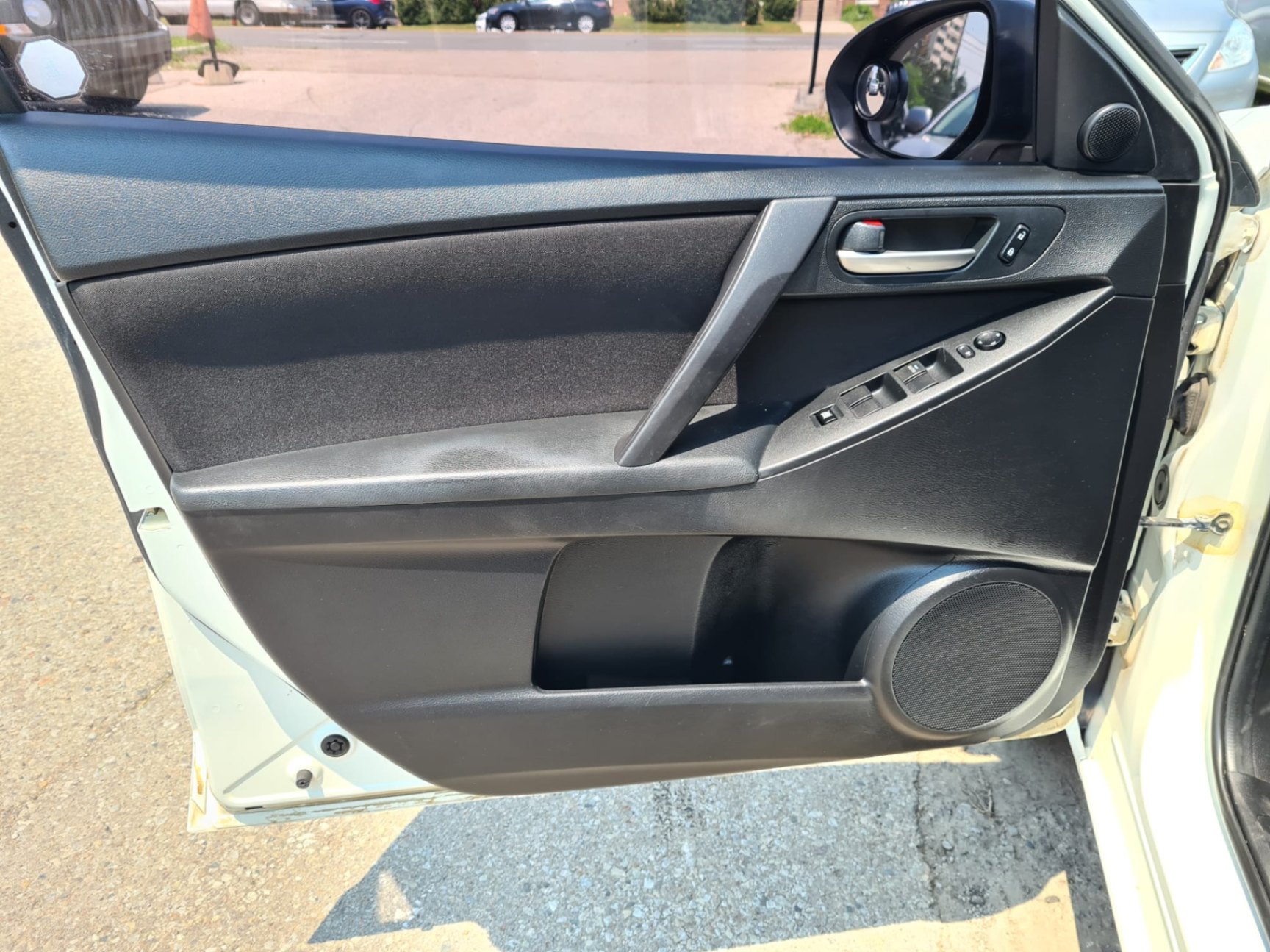 /rahmanmotors/2011-Mazda-Mazda3-3306356350456465.jpg