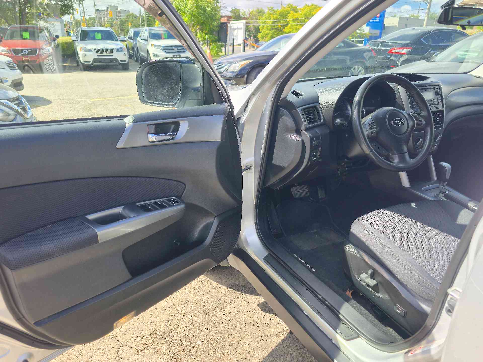 /rahmanmotors/2011-Subaru-Forester-003367288825719461.jpg