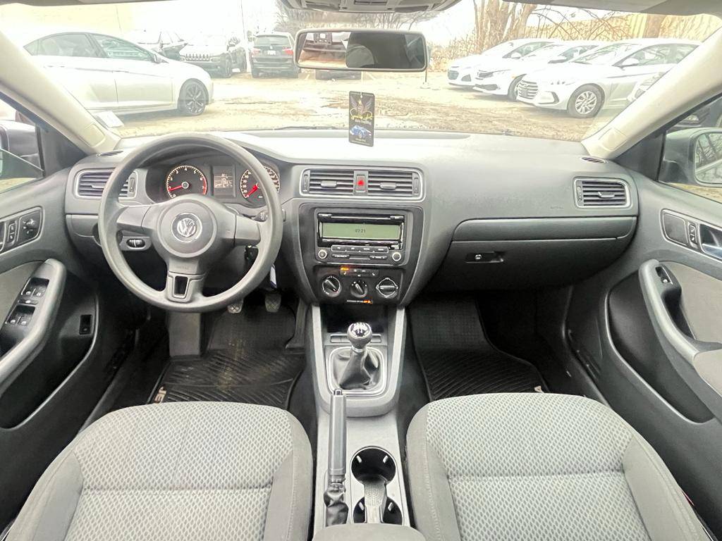 /rahmanmotors/2011-Volkswagen-Jetta-08169672347312007.jpg