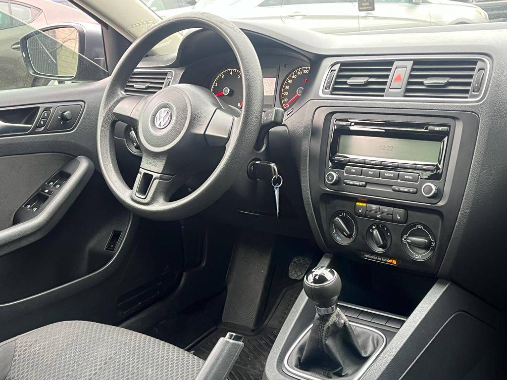 /rahmanmotors/2011-Volkswagen-Jetta-17864287826348968.jpg