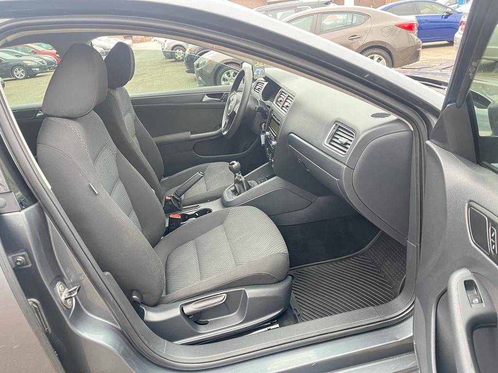 /rahmanmotors/2011-Volkswagen-Jetta-5920668904847275.jpg
