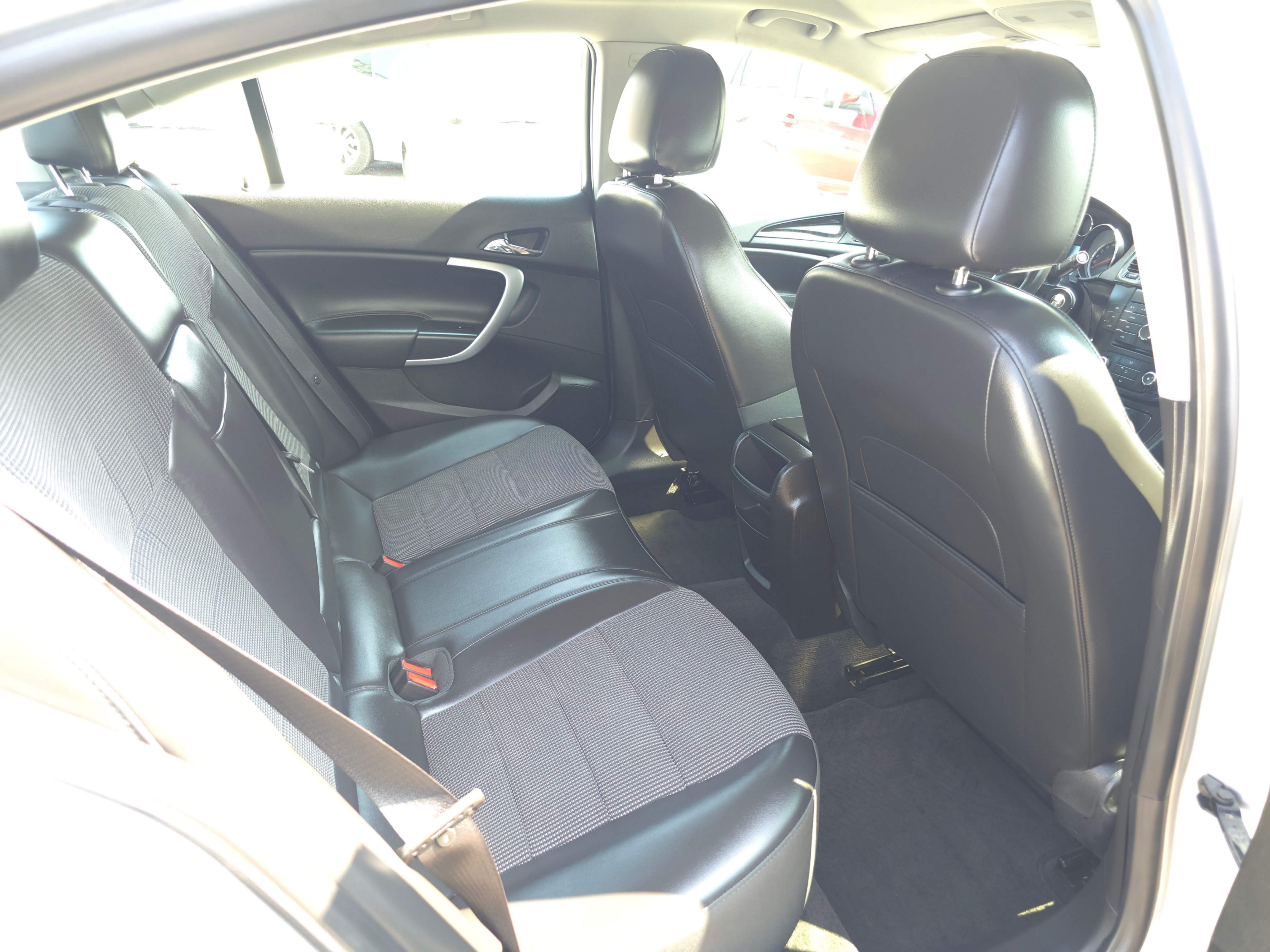 /rahmanmotors/2012-Buick-Regal-3515342695037733.jpg