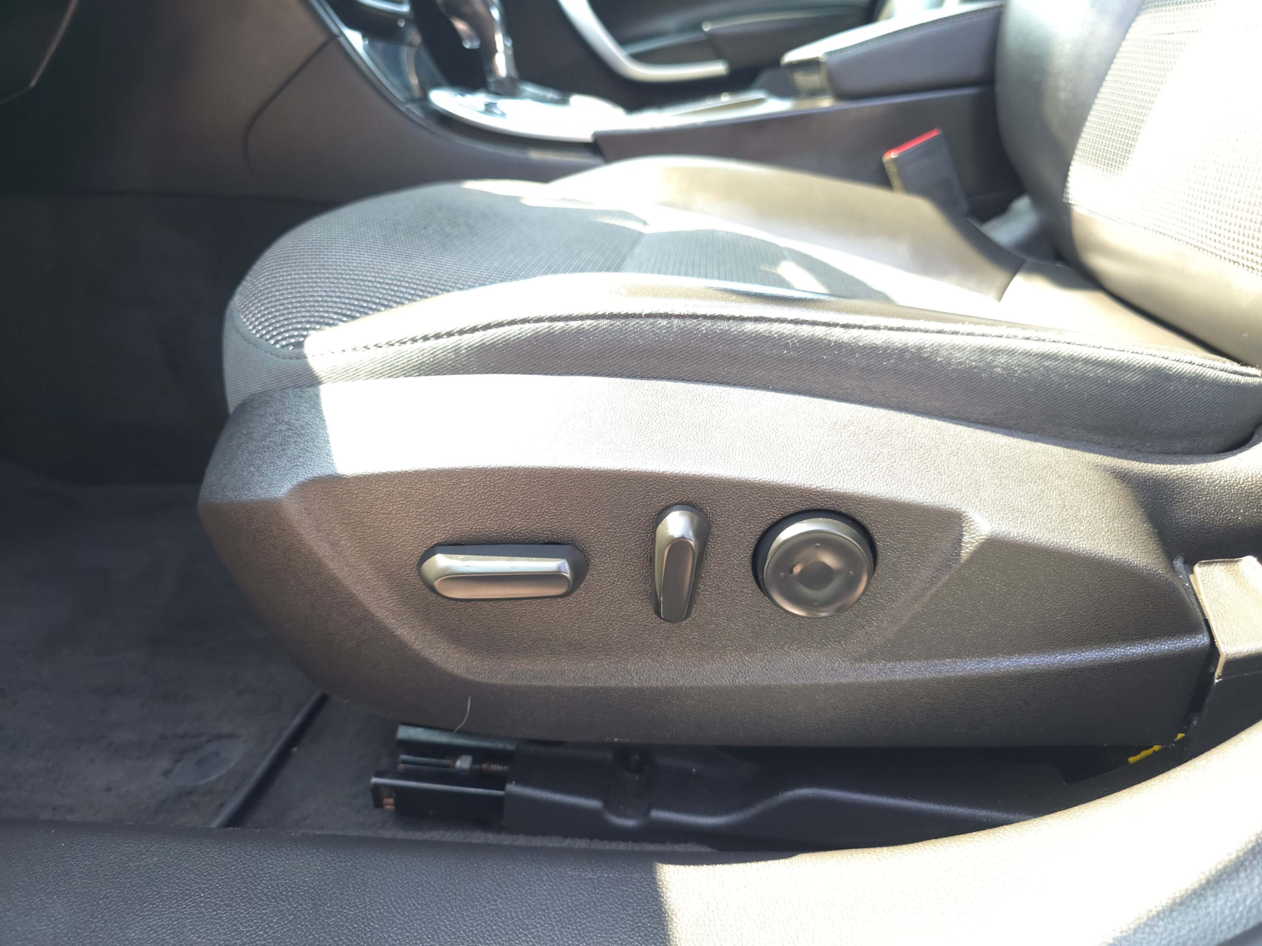/rahmanmotors/2012-Buick-Regal-5211984905018618.jpg