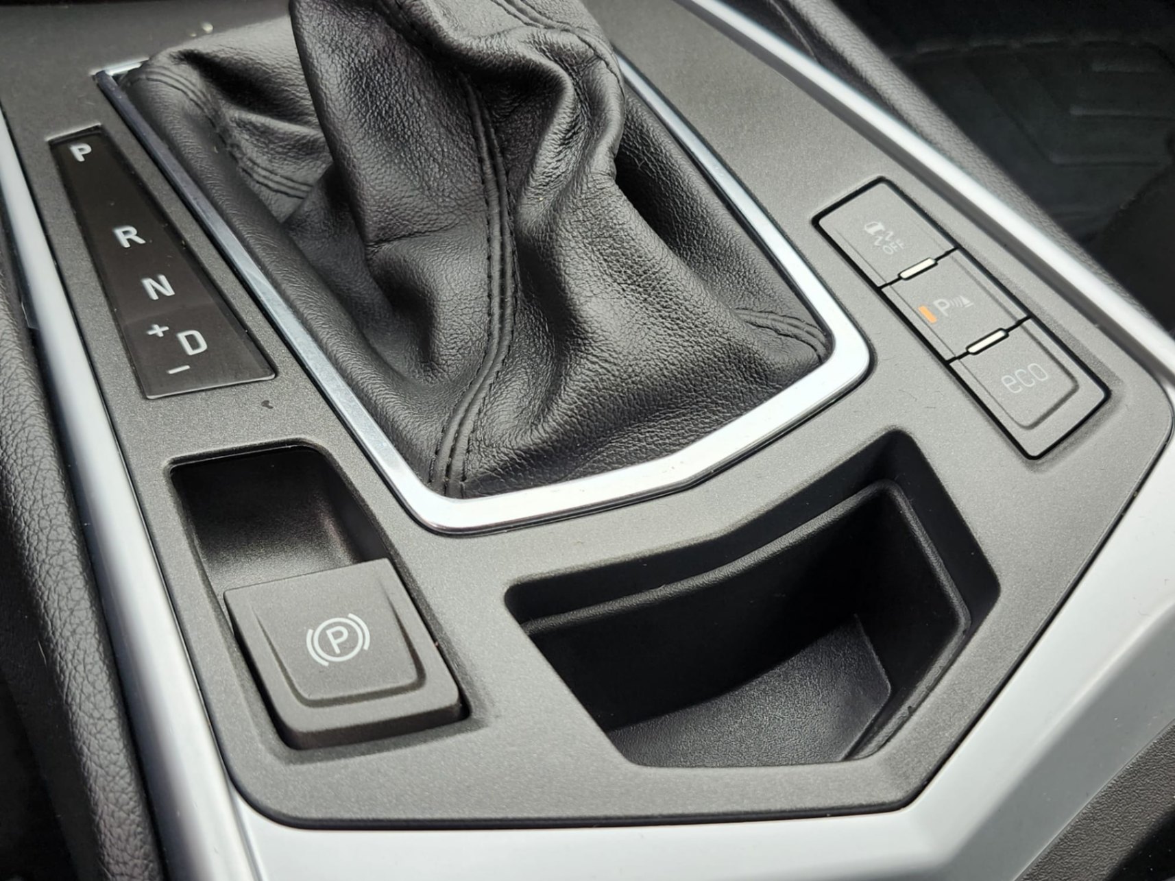 /rahmanmotors/2012-Cadillac-SRX-7659160166607335.jpg