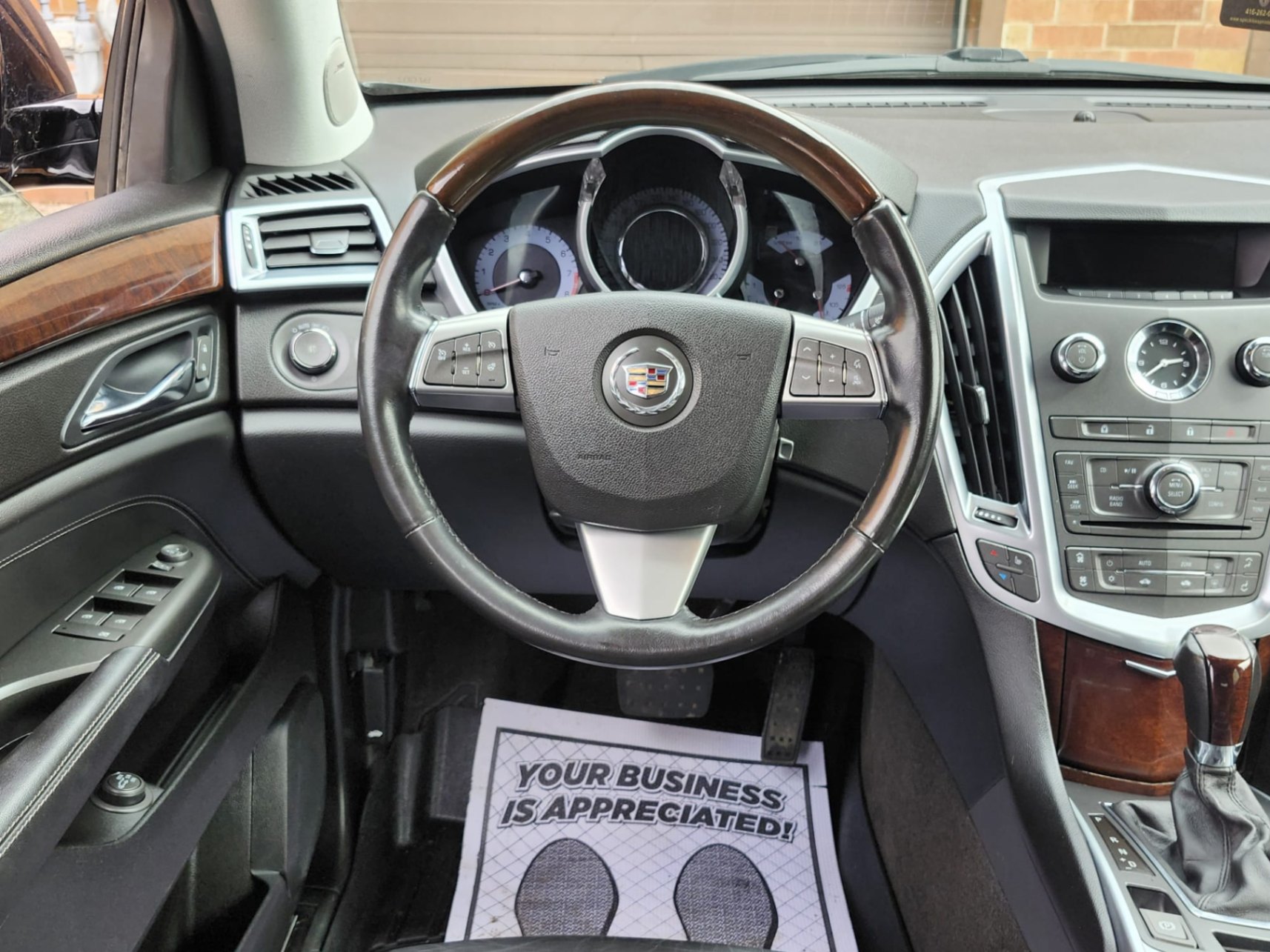 /rahmanmotors/2012-Cadillac-SRX-917767379775356.jpg